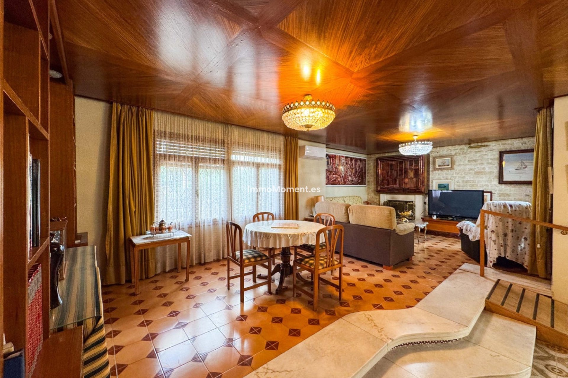 Resale - Detached villa - Elda - Elda Centro