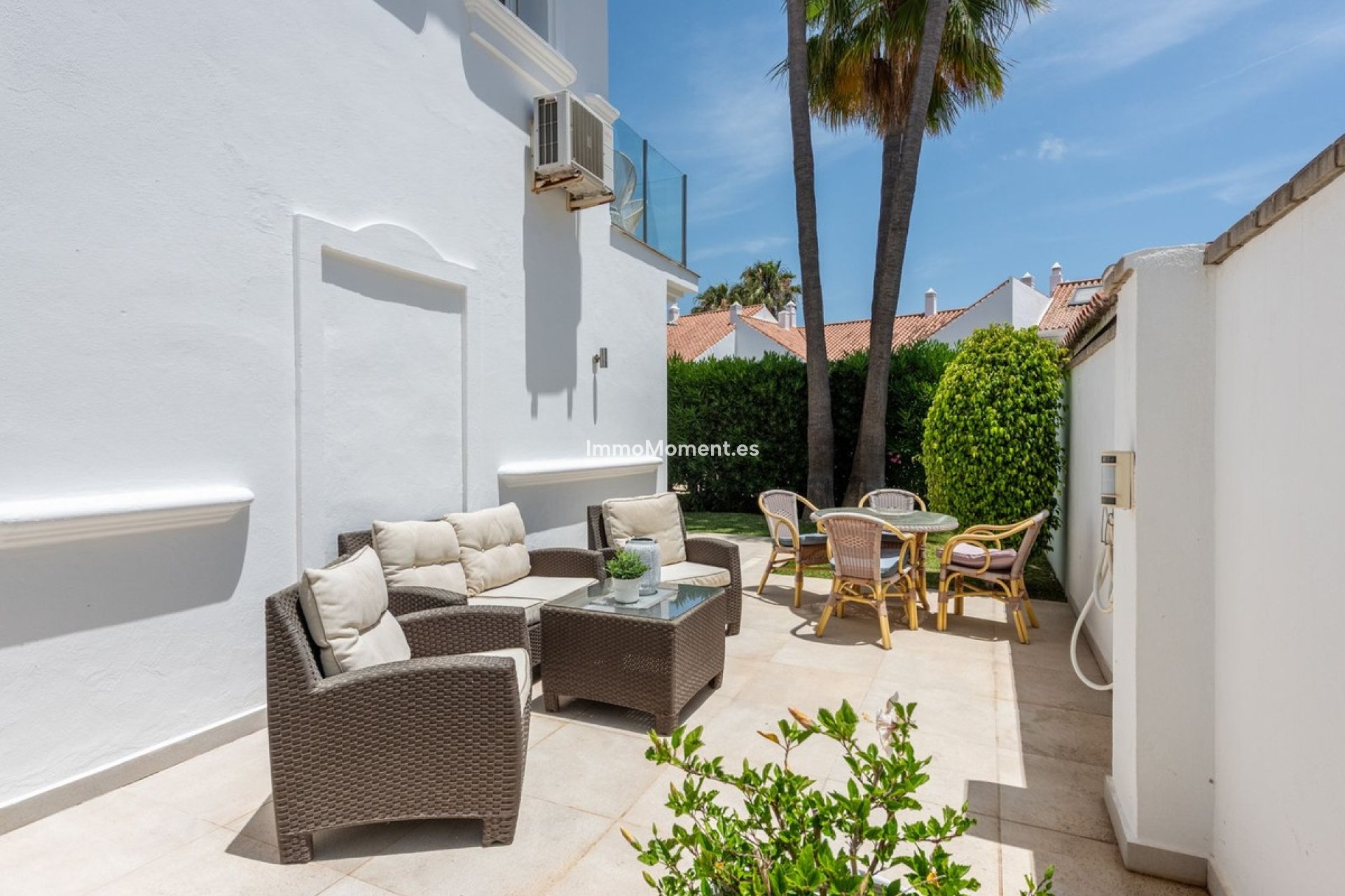 Resale - Detached villa - Estepona - Atalaya