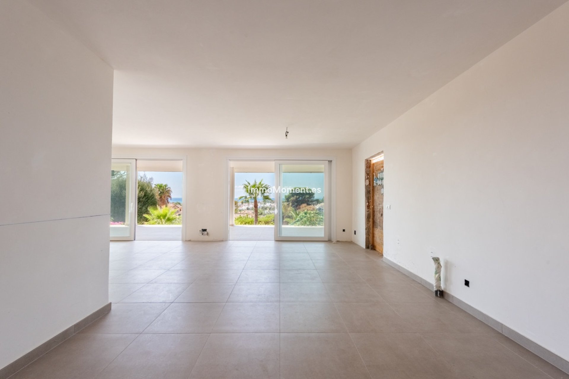 Resale - Detached villa - Estepona - Atalaya