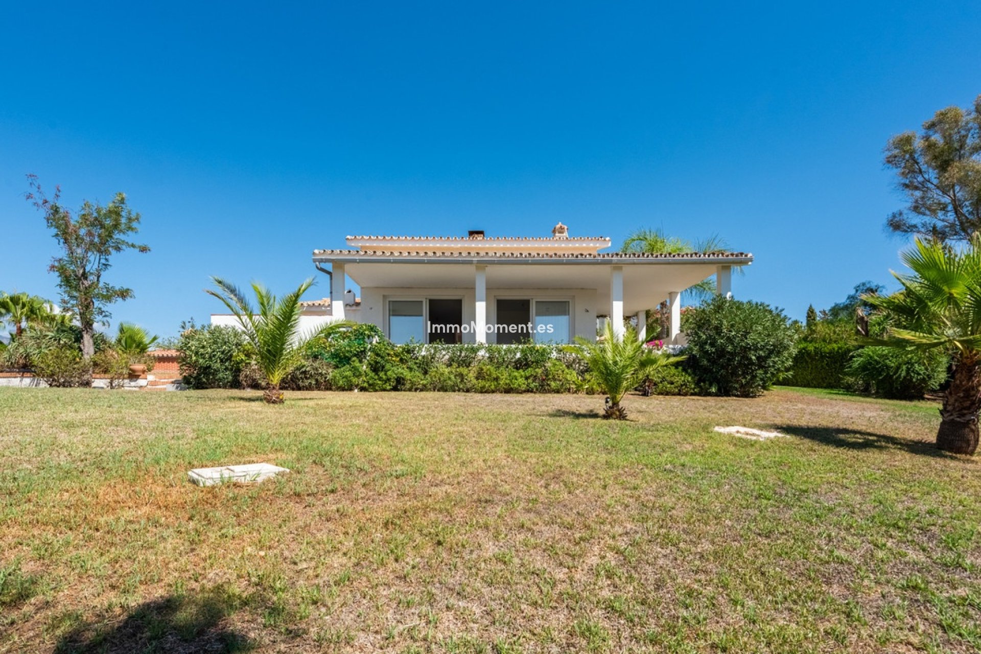 Resale - Detached villa - Estepona - Atalaya