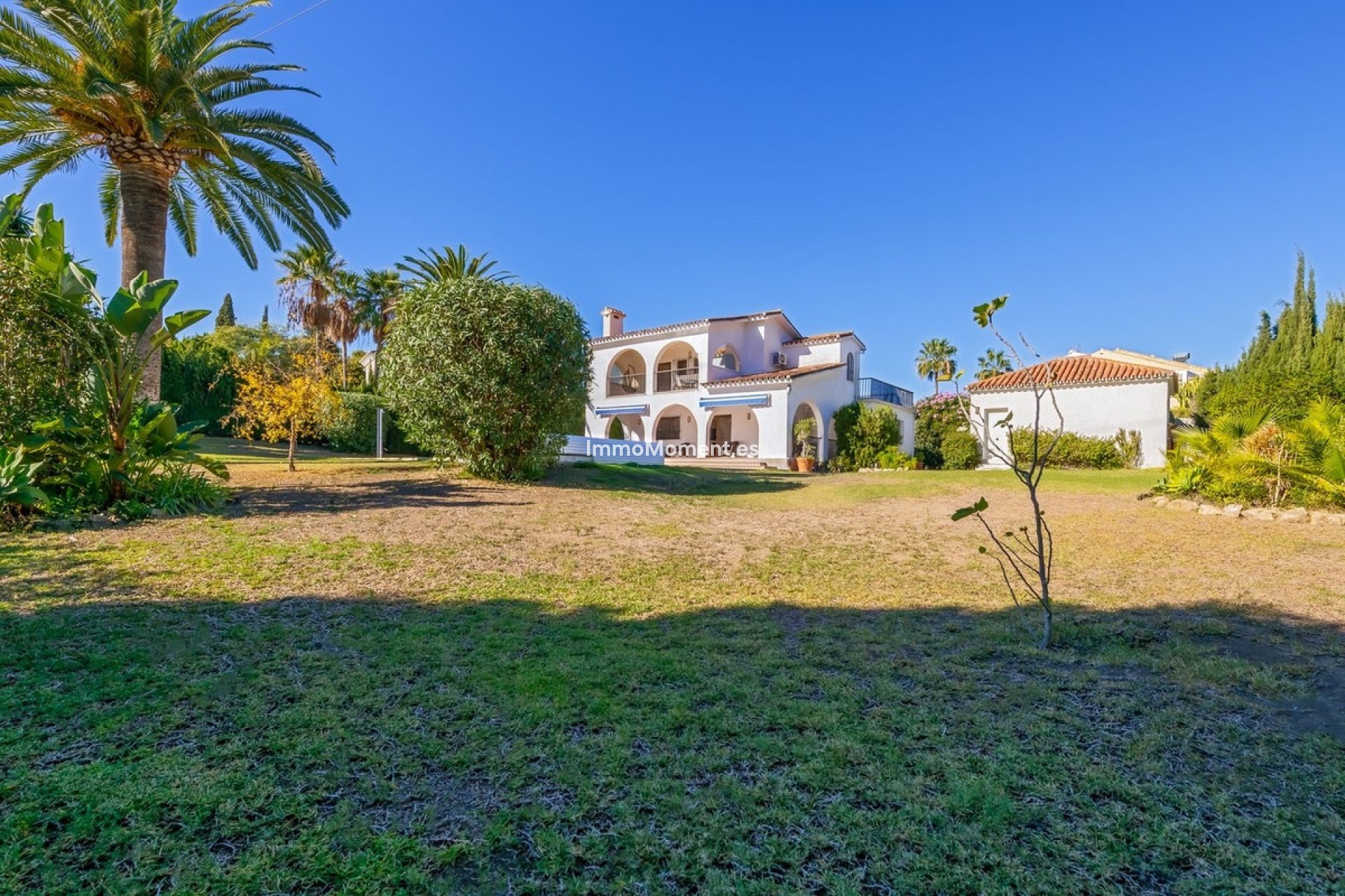Resale - Detached villa - Estepona - Atalaya