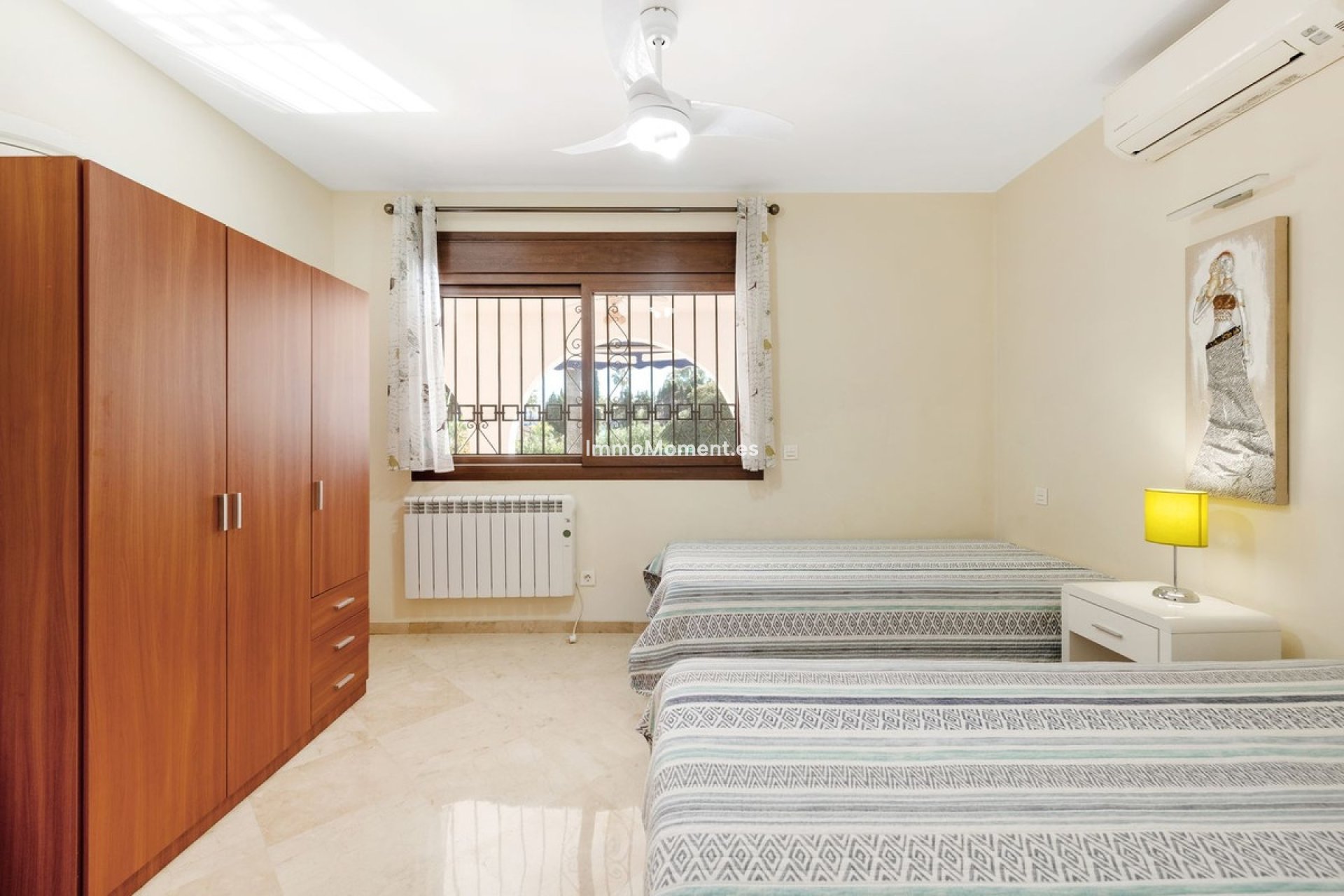 Resale - Detached villa - Estepona - Atalaya