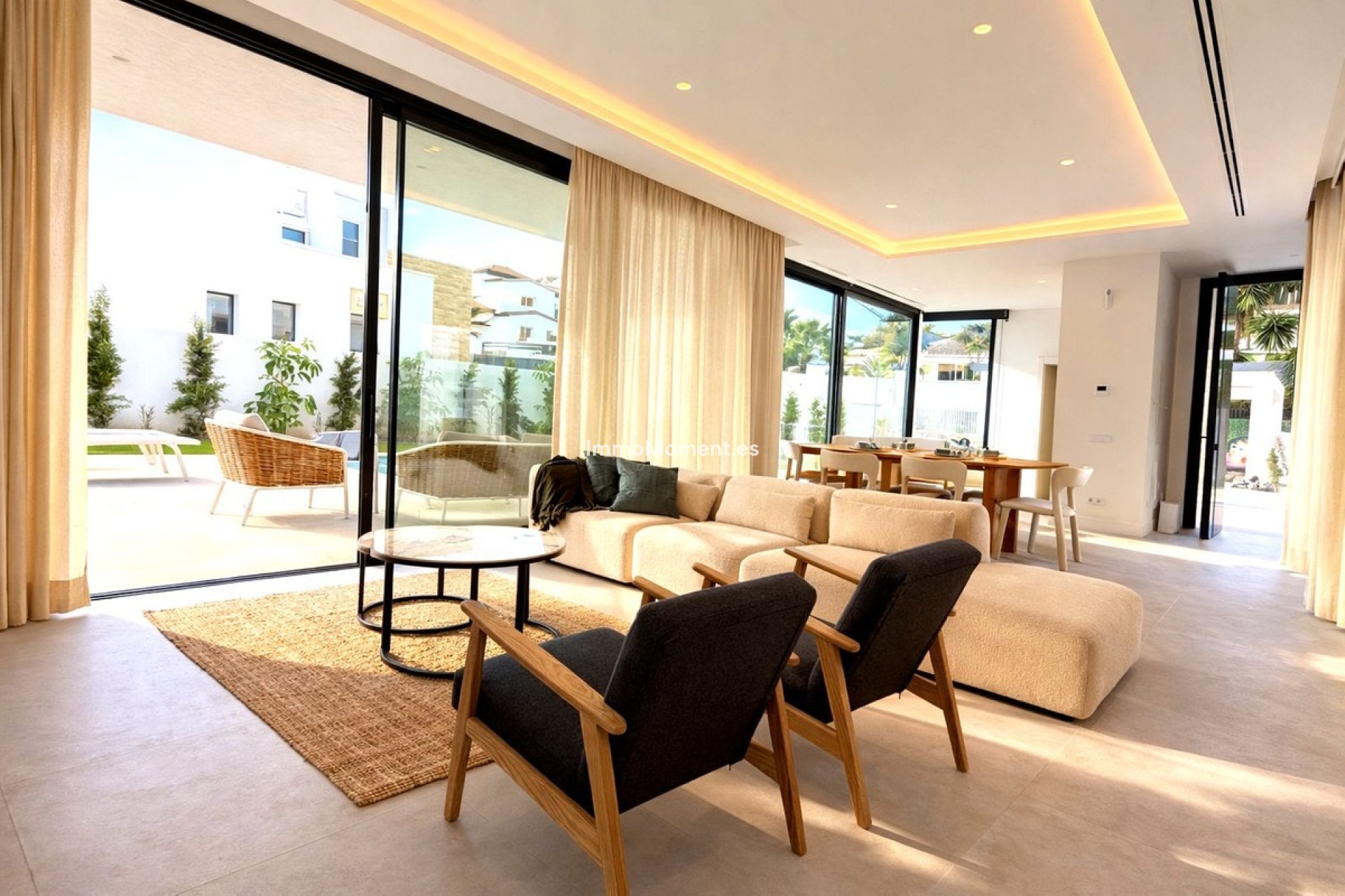 Resale - Detached villa - Estepona - Atalaya