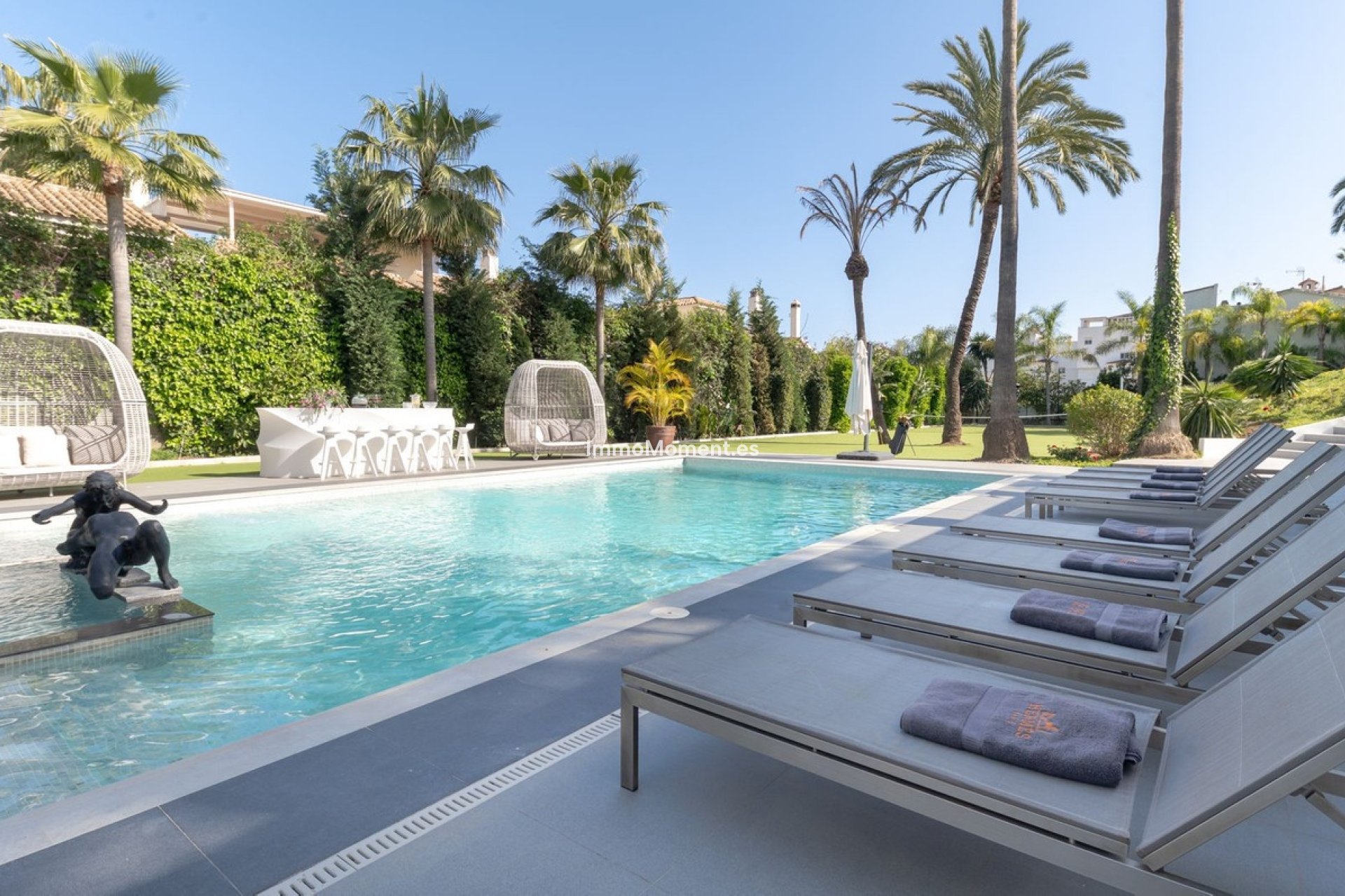 Resale - Detached villa - Estepona - Atalaya