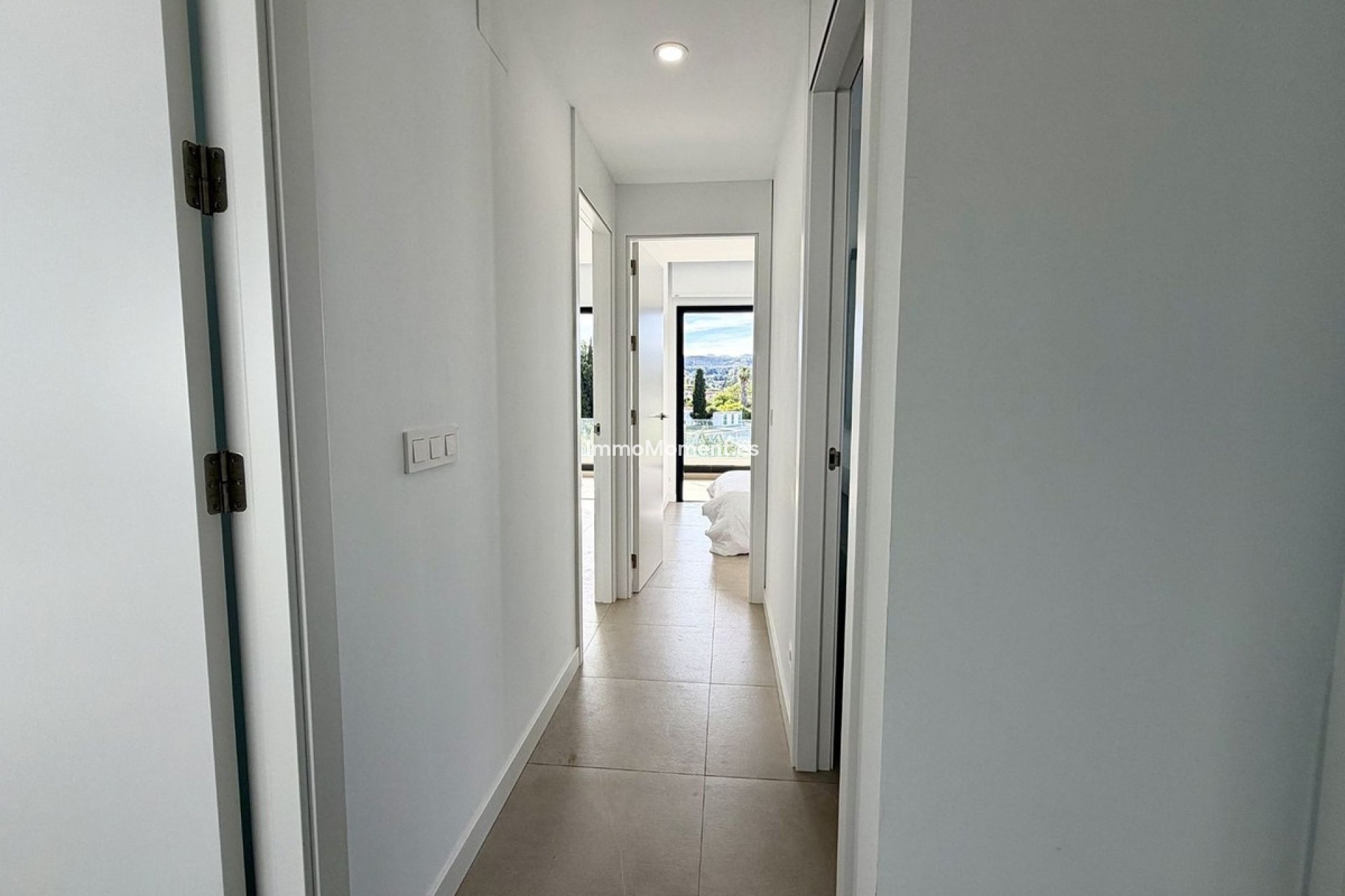 Resale - Detached villa - Estepona - Atalaya