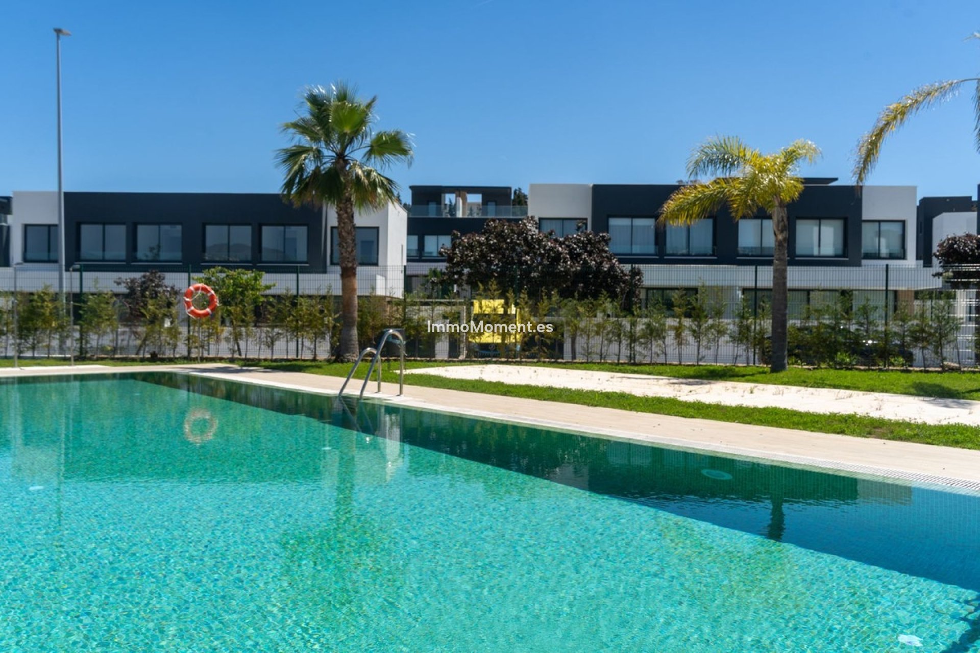 Resale - Detached villa - Estepona - Atalaya