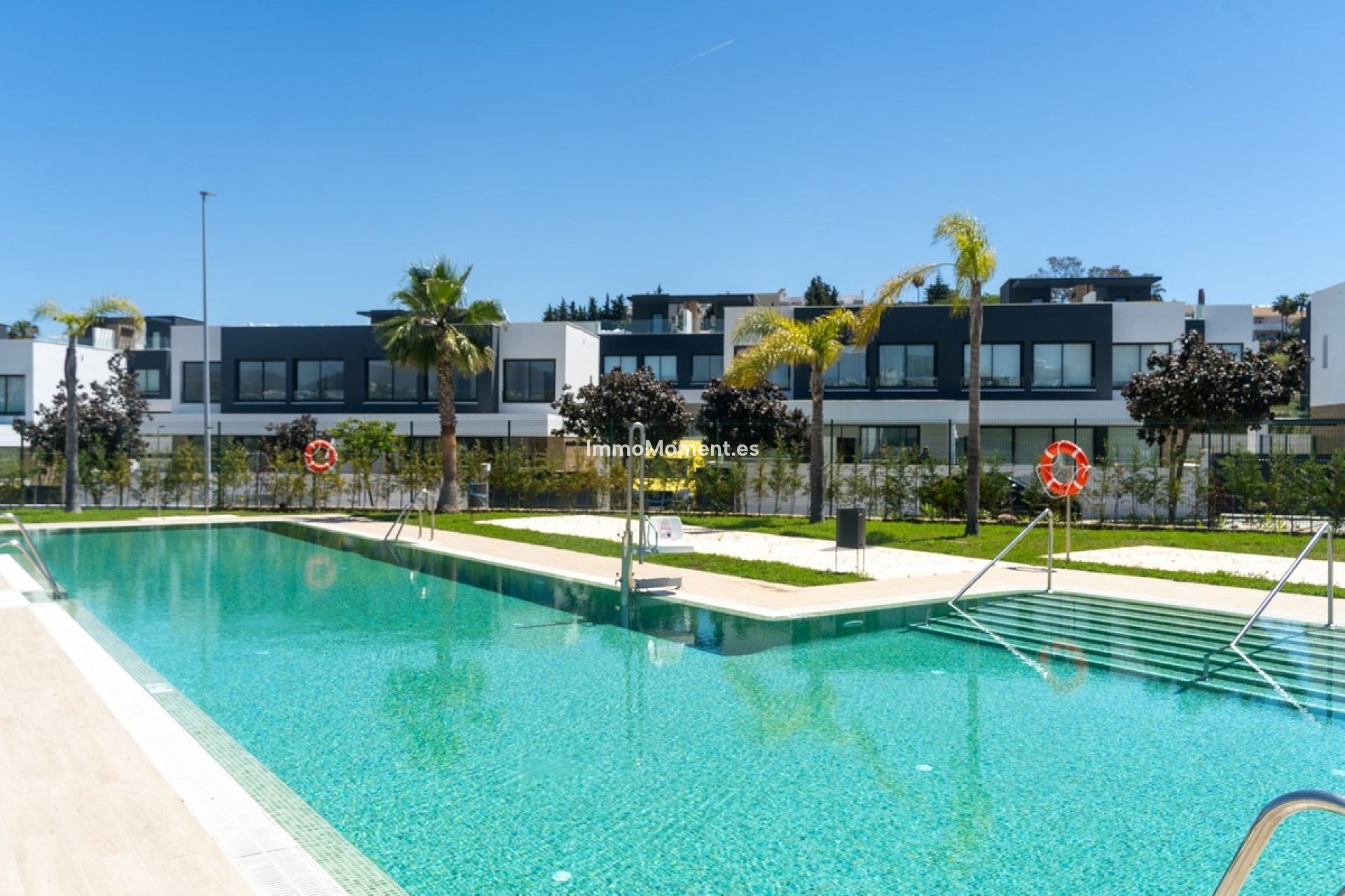 Resale - Detached villa - Estepona - Atalaya