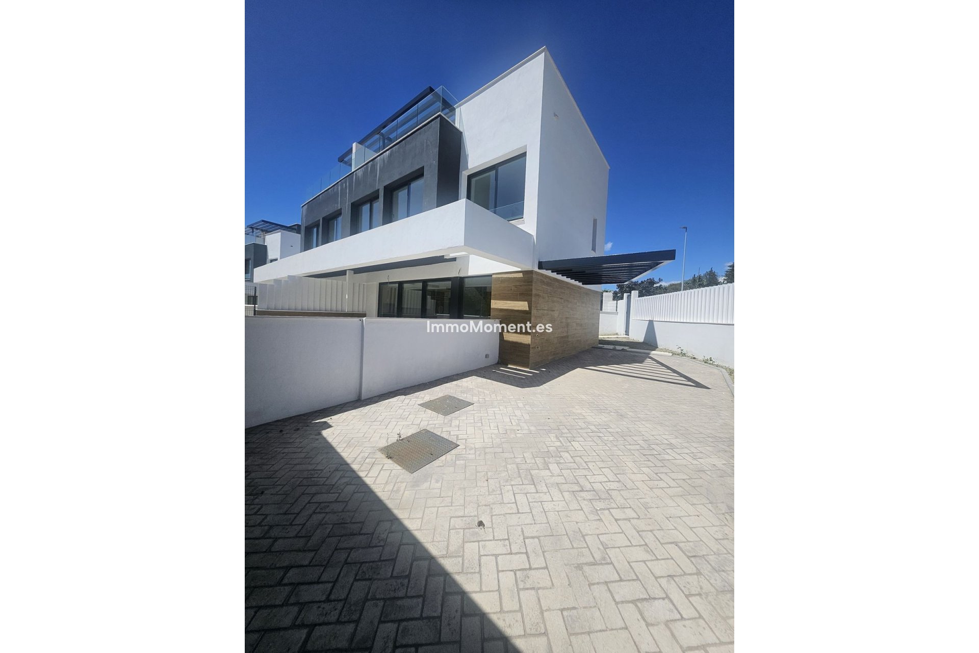 Resale - Detached villa - Estepona - Atalaya