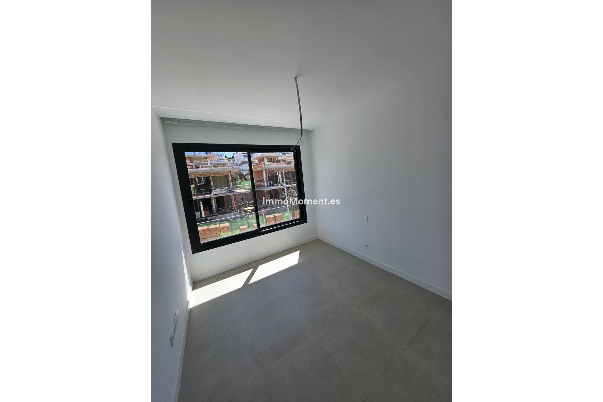 Resale - Detached villa - Estepona - Atalaya