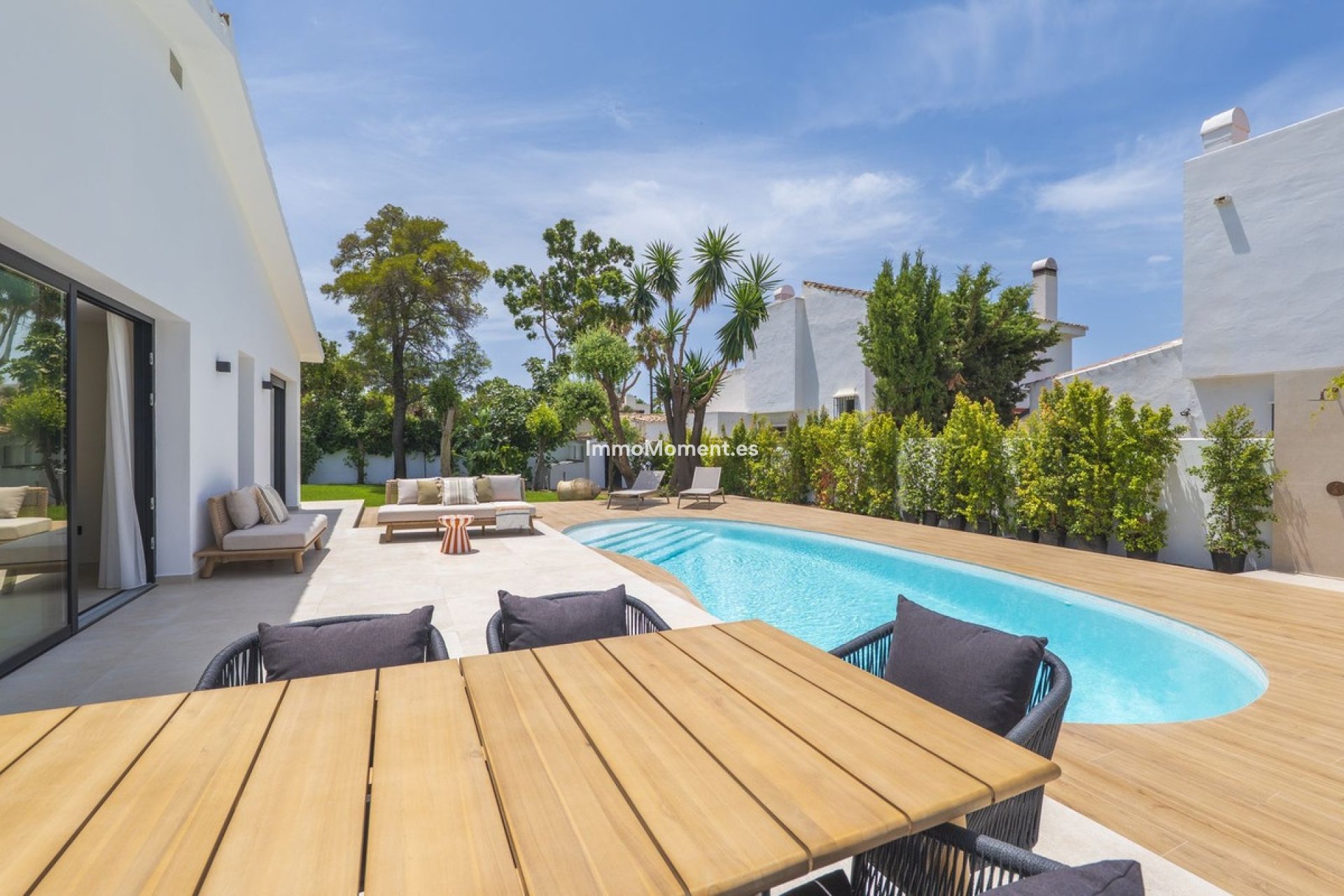 Resale - Detached villa - Estepona - Atalaya