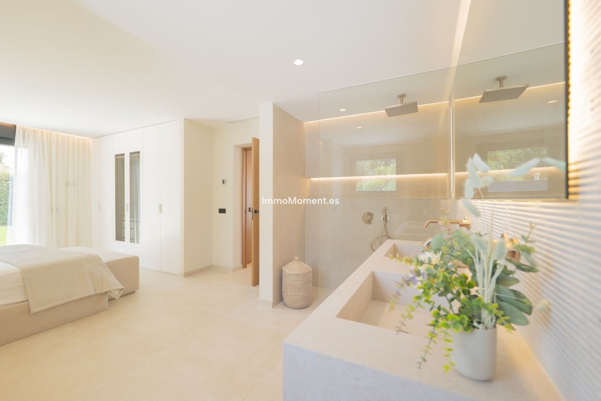Resale - Detached villa - Estepona - Atalaya