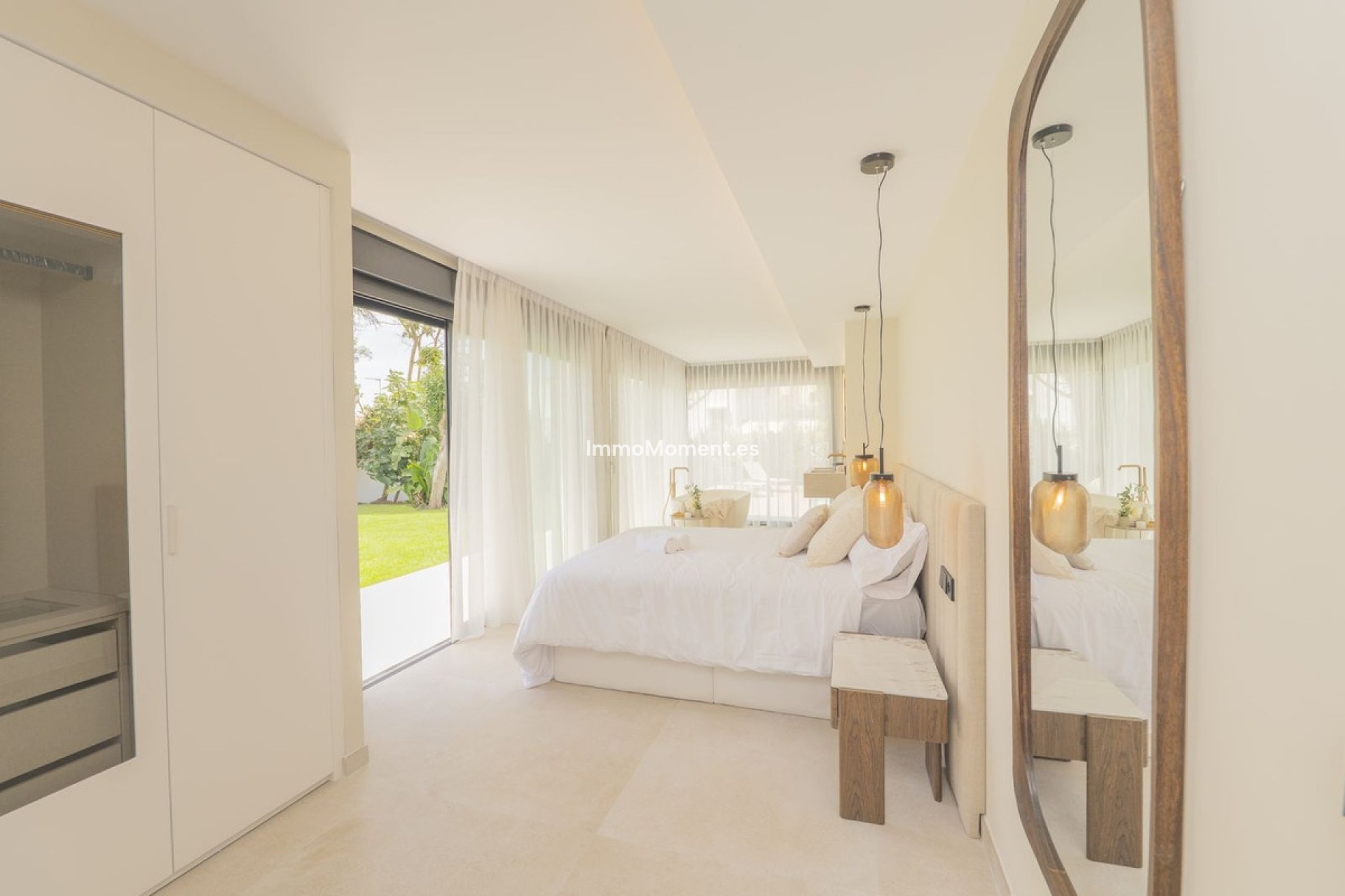 Resale - Detached villa - Estepona - Atalaya