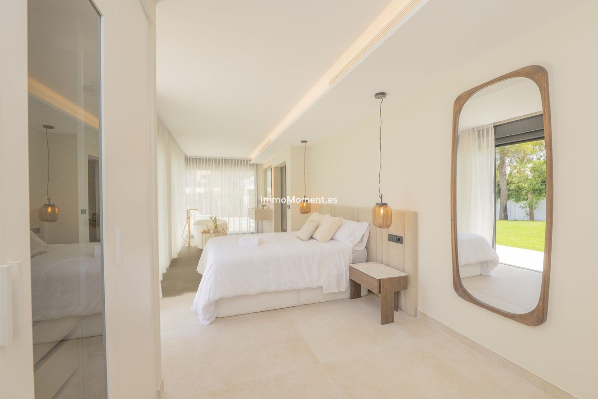 Resale - Detached villa - Estepona - Atalaya