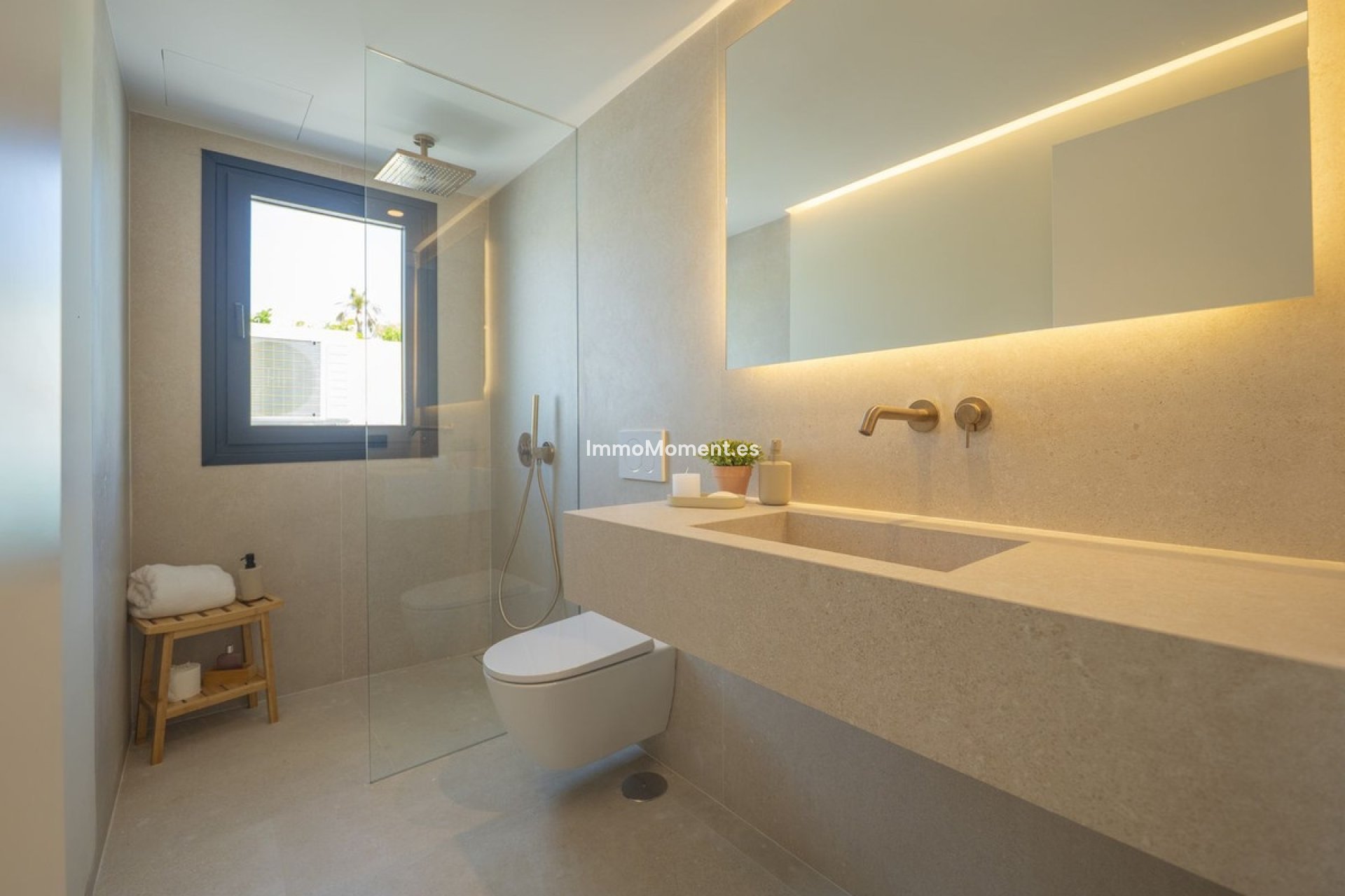 Resale - Detached villa - Estepona - Atalaya