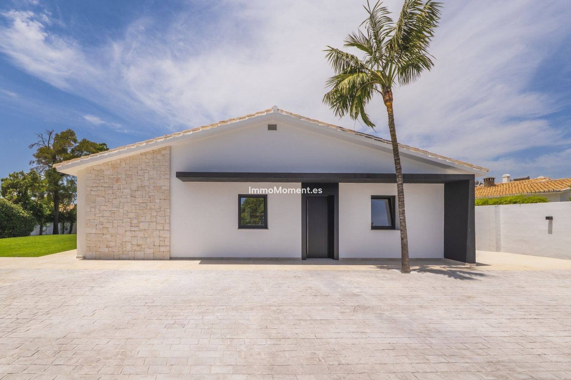 Resale - Detached villa - Estepona - Atalaya