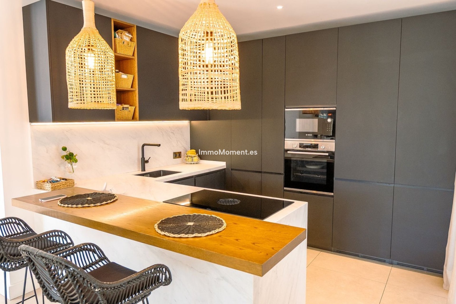 Resale - Detached villa - Estepona - Atalaya