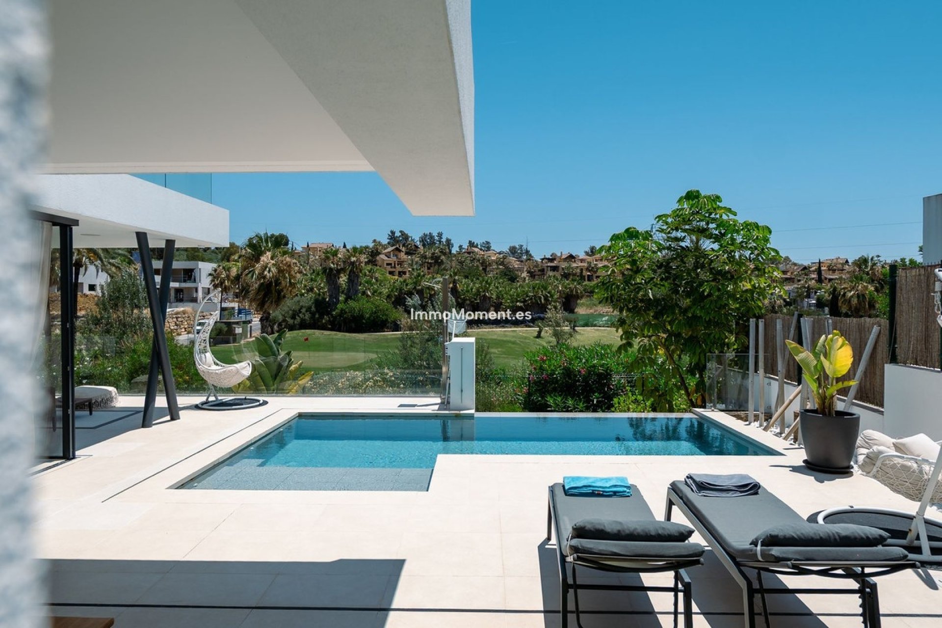 Resale - Detached villa - Estepona - Atalaya