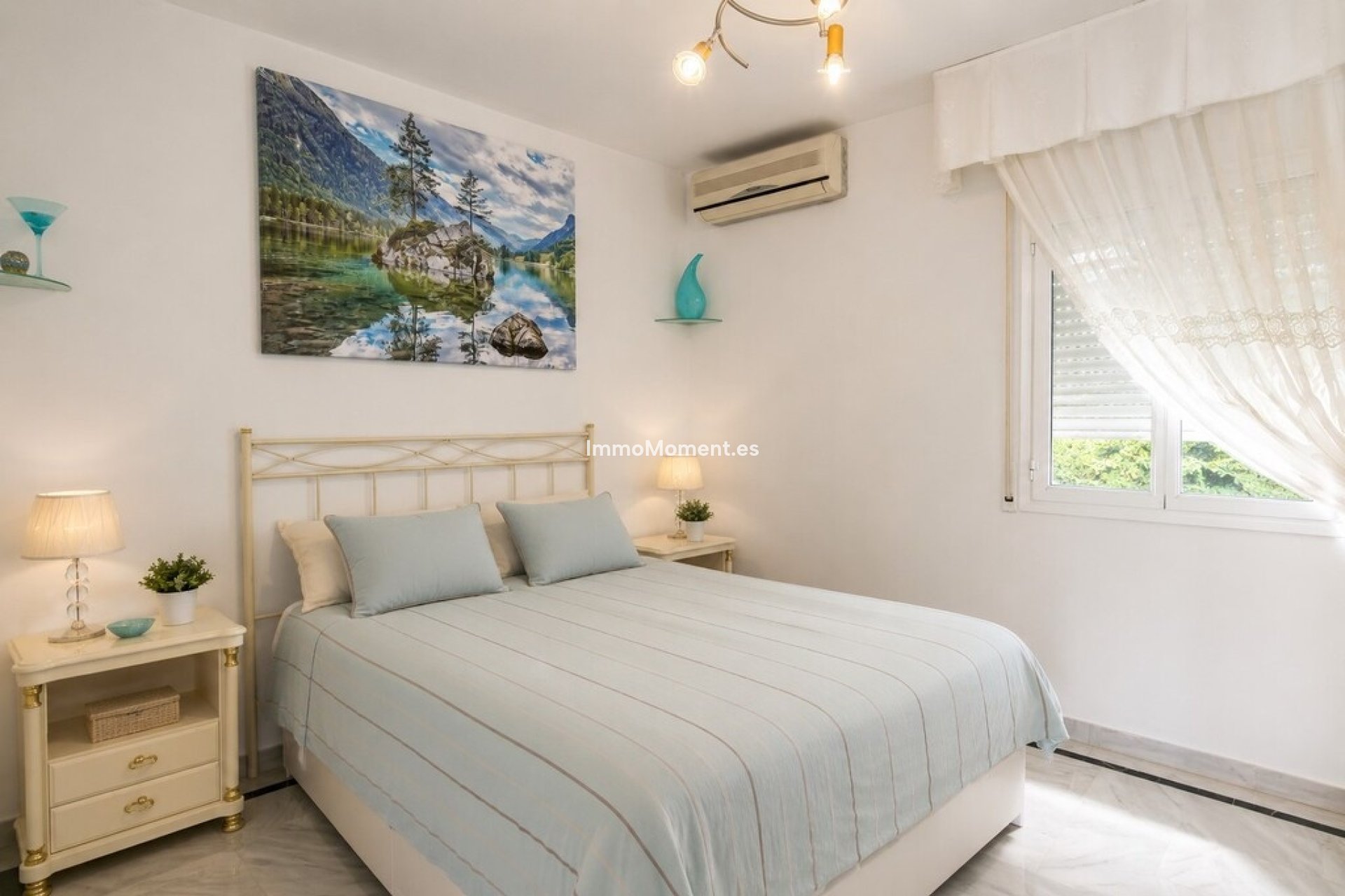 Resale - Detached villa - Estepona - Atalaya