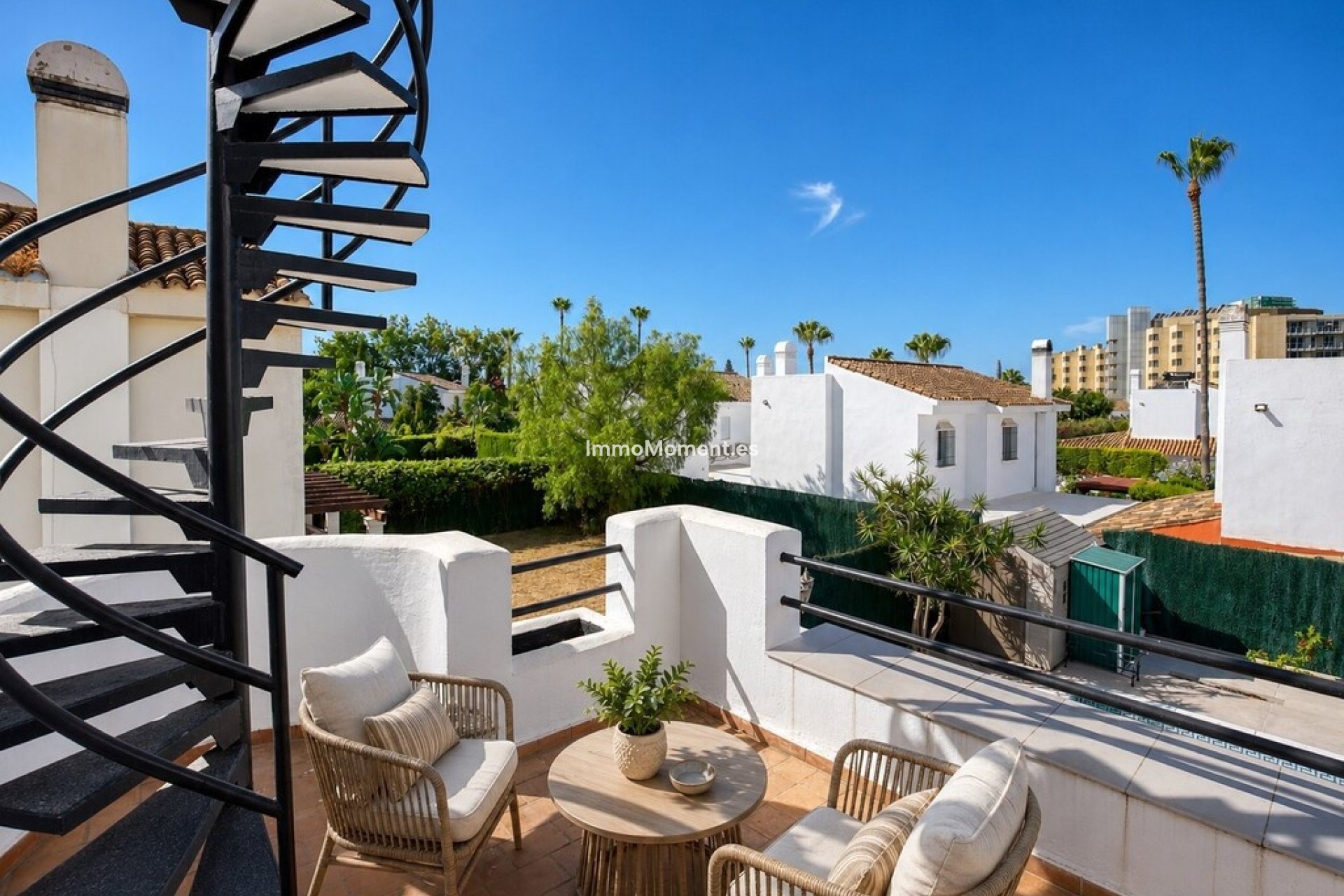 Resale - Detached villa - Estepona - Atalaya