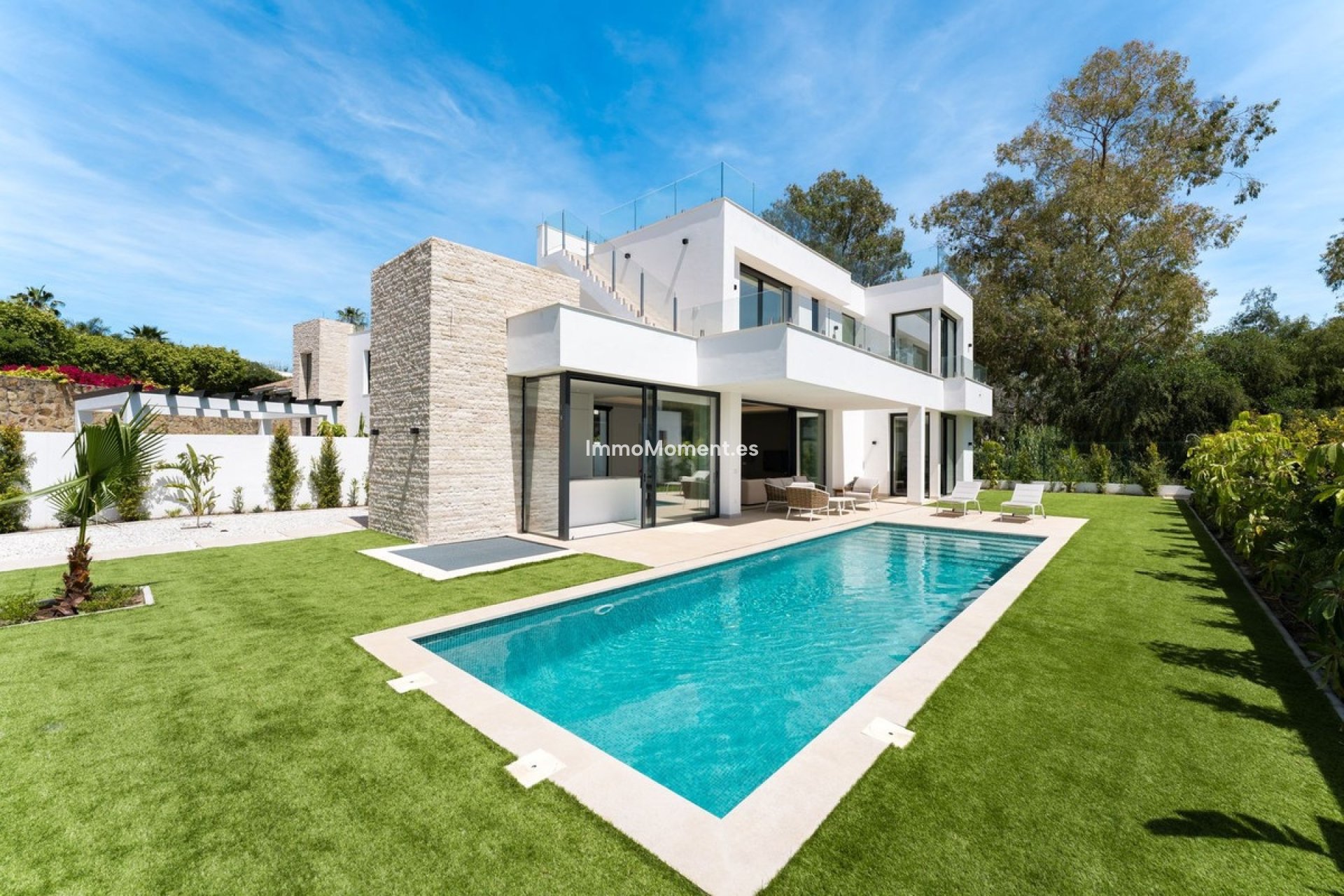 Resale - Detached villa - Estepona - Atalaya
