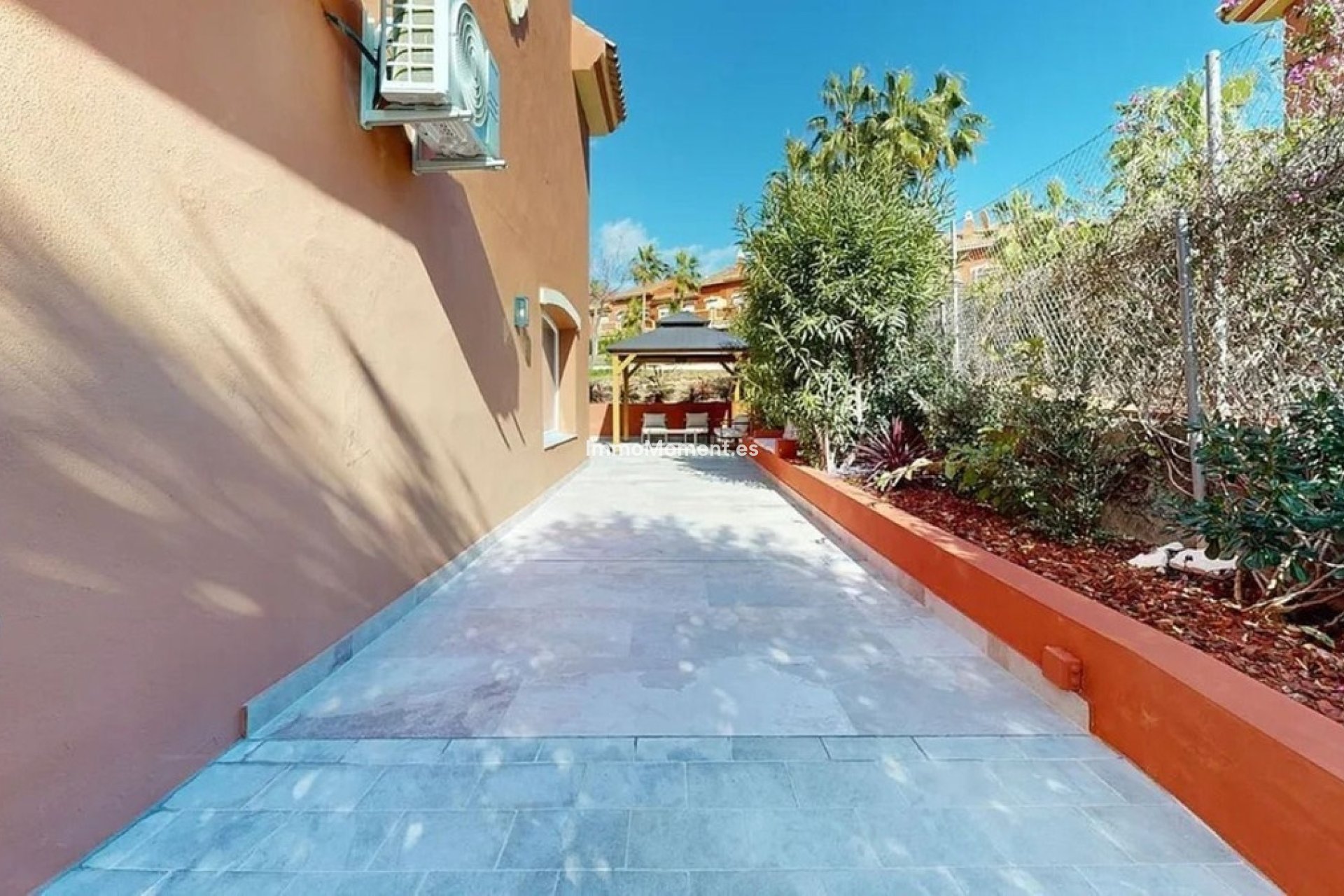 Resale - Detached villa - Estepona - Atalaya