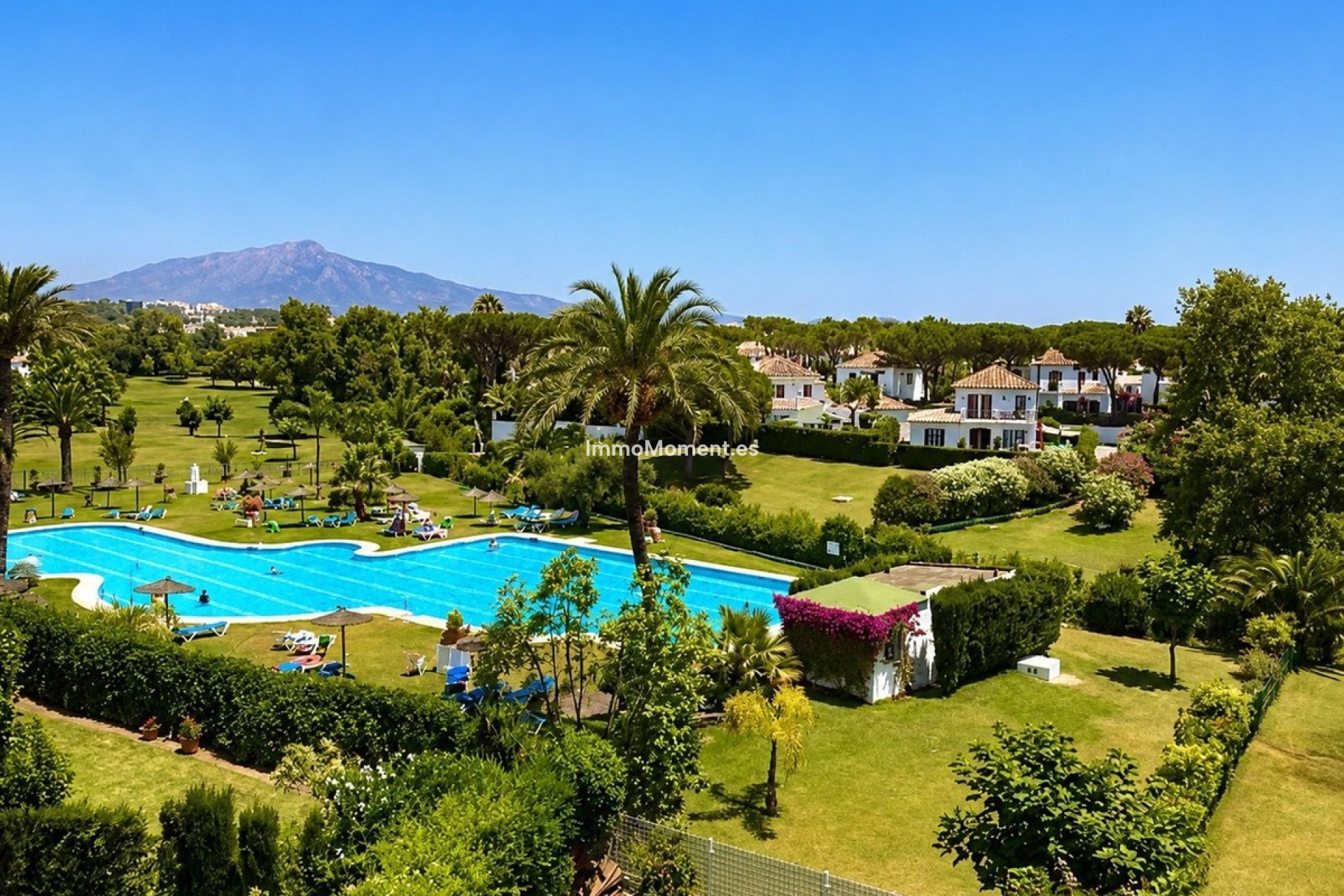 Resale - Detached villa - Estepona - Benamara