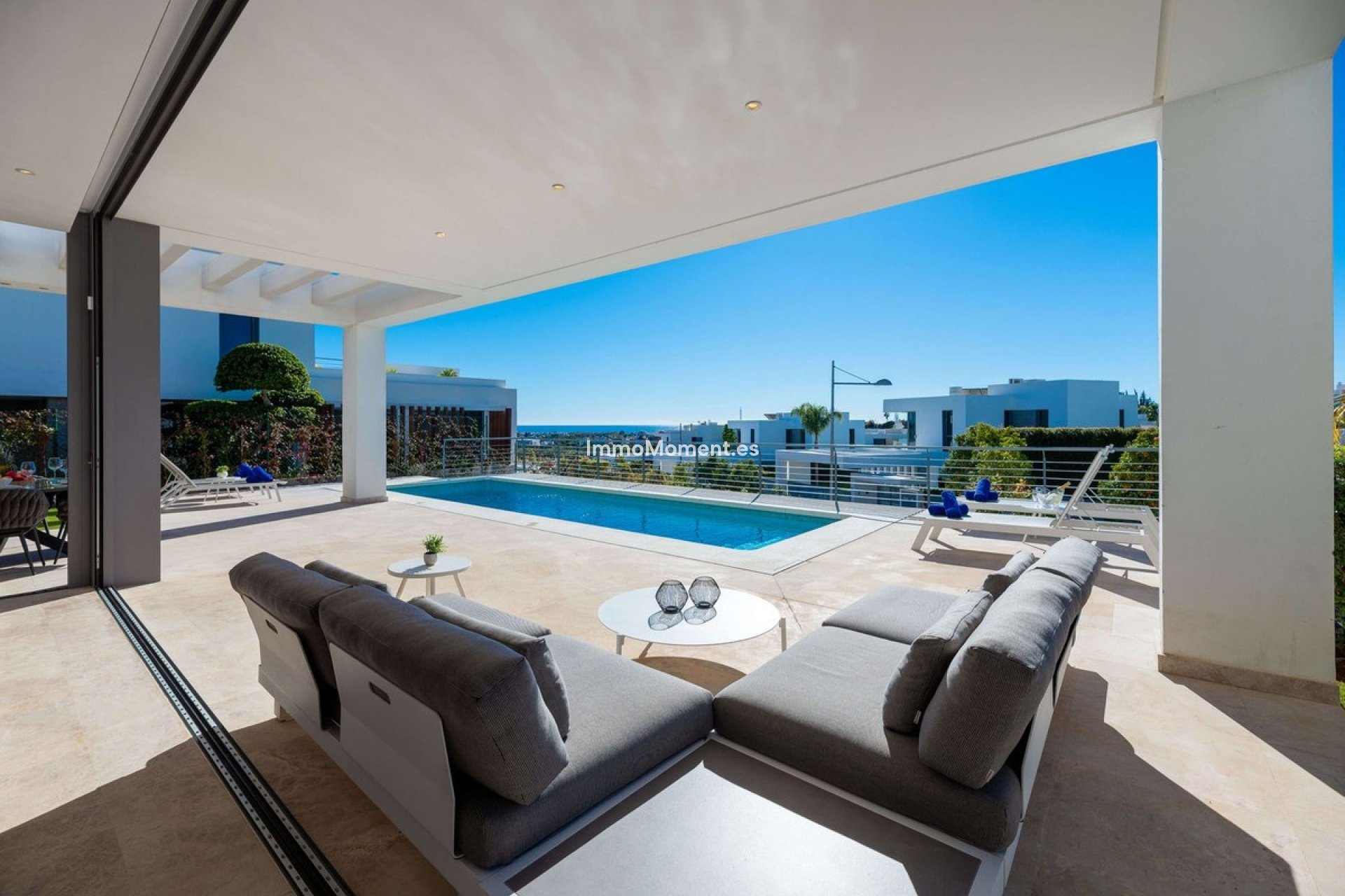 Resale - Detached villa - Estepona - Cancelada