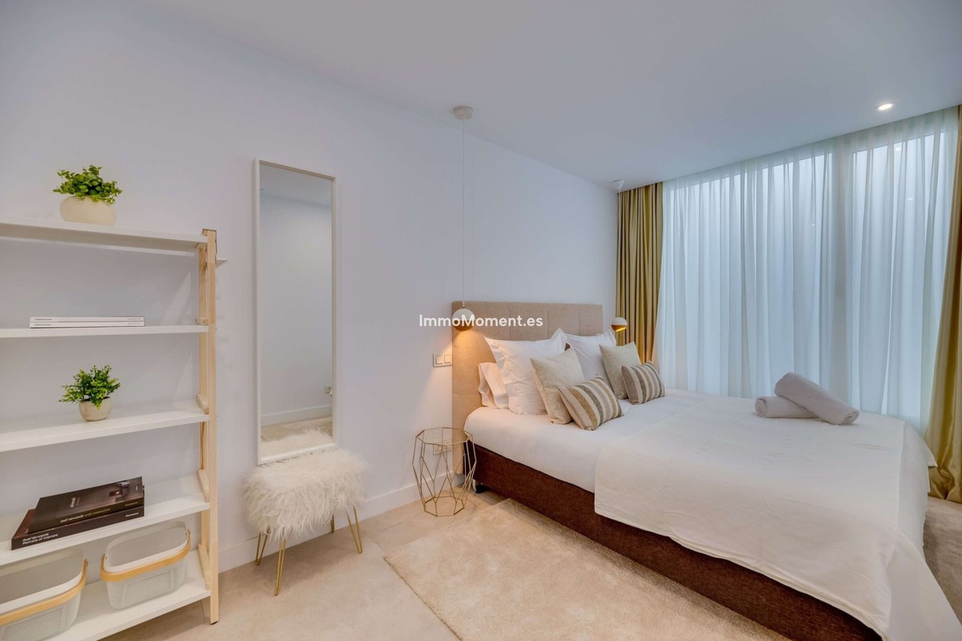 Resale - Detached villa - Estepona - Cancelada