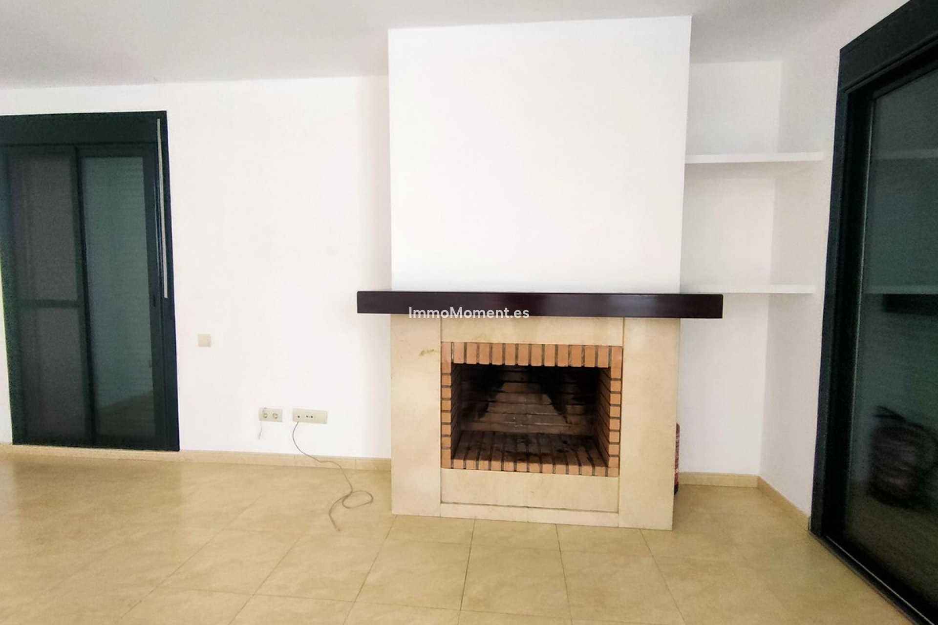 Resale - Detached villa - Estepona - Cancelada