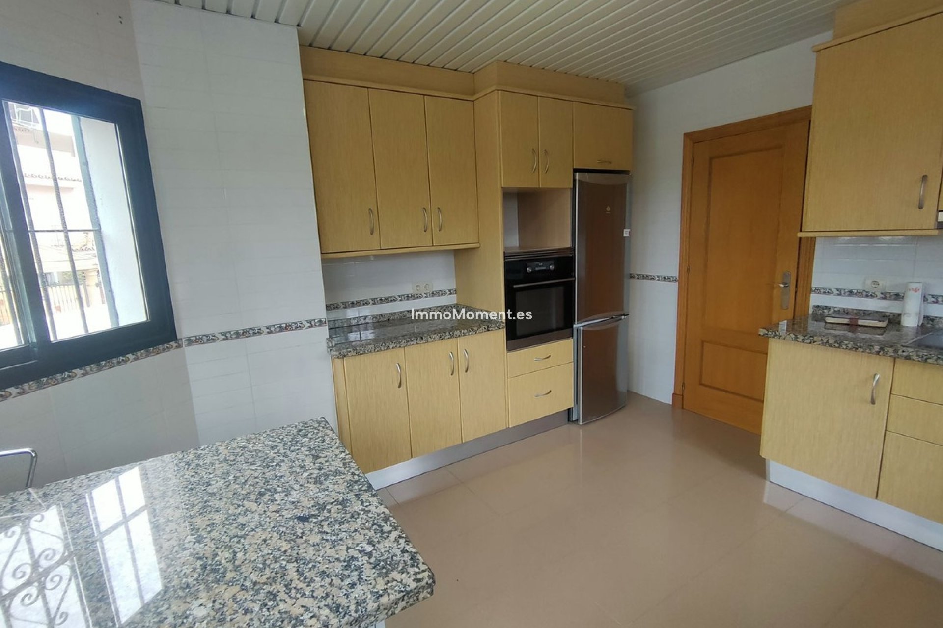 Resale - Detached villa - Estepona - Cancelada