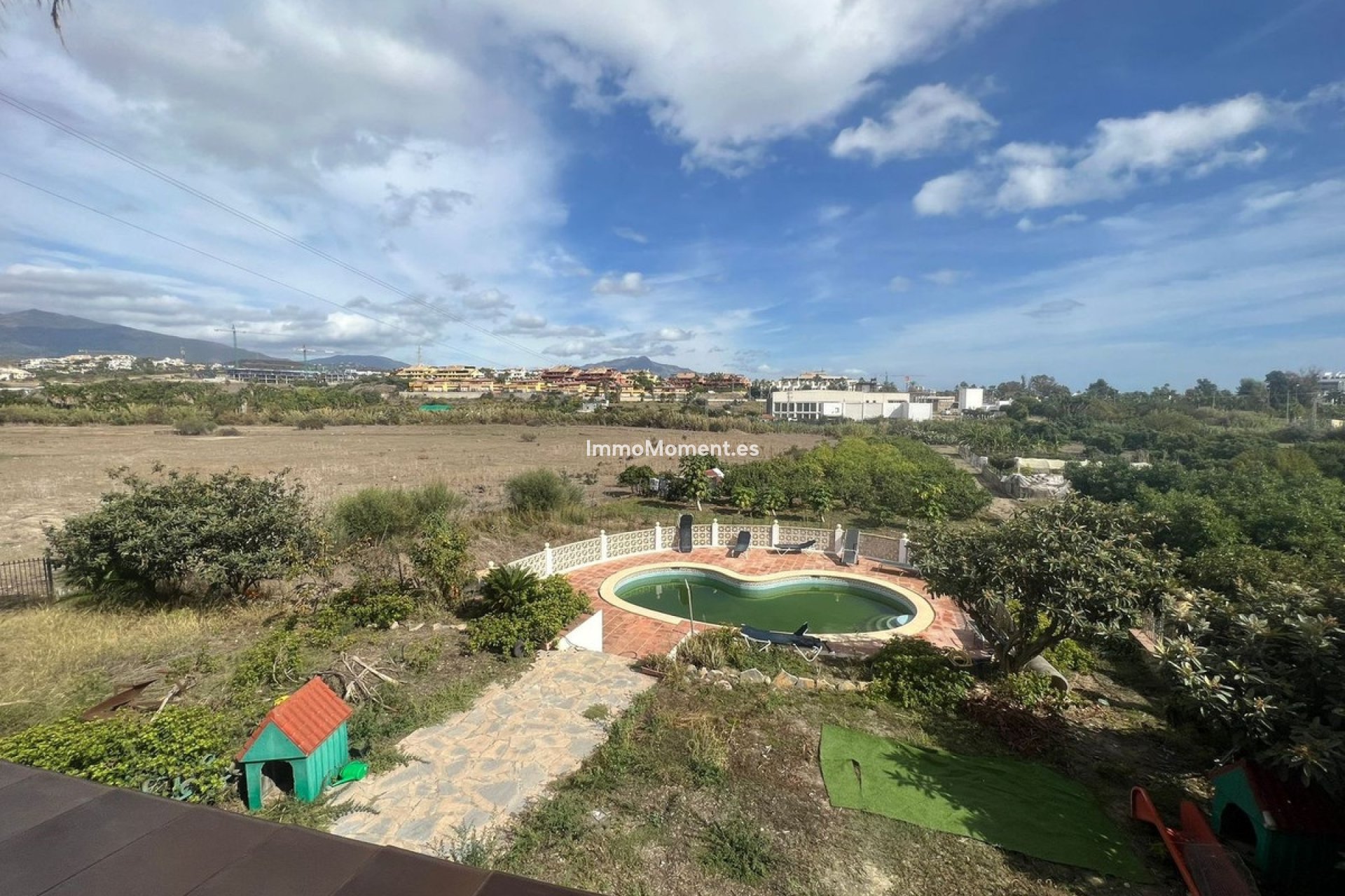 Resale - Detached villa - Estepona - Cancelada
