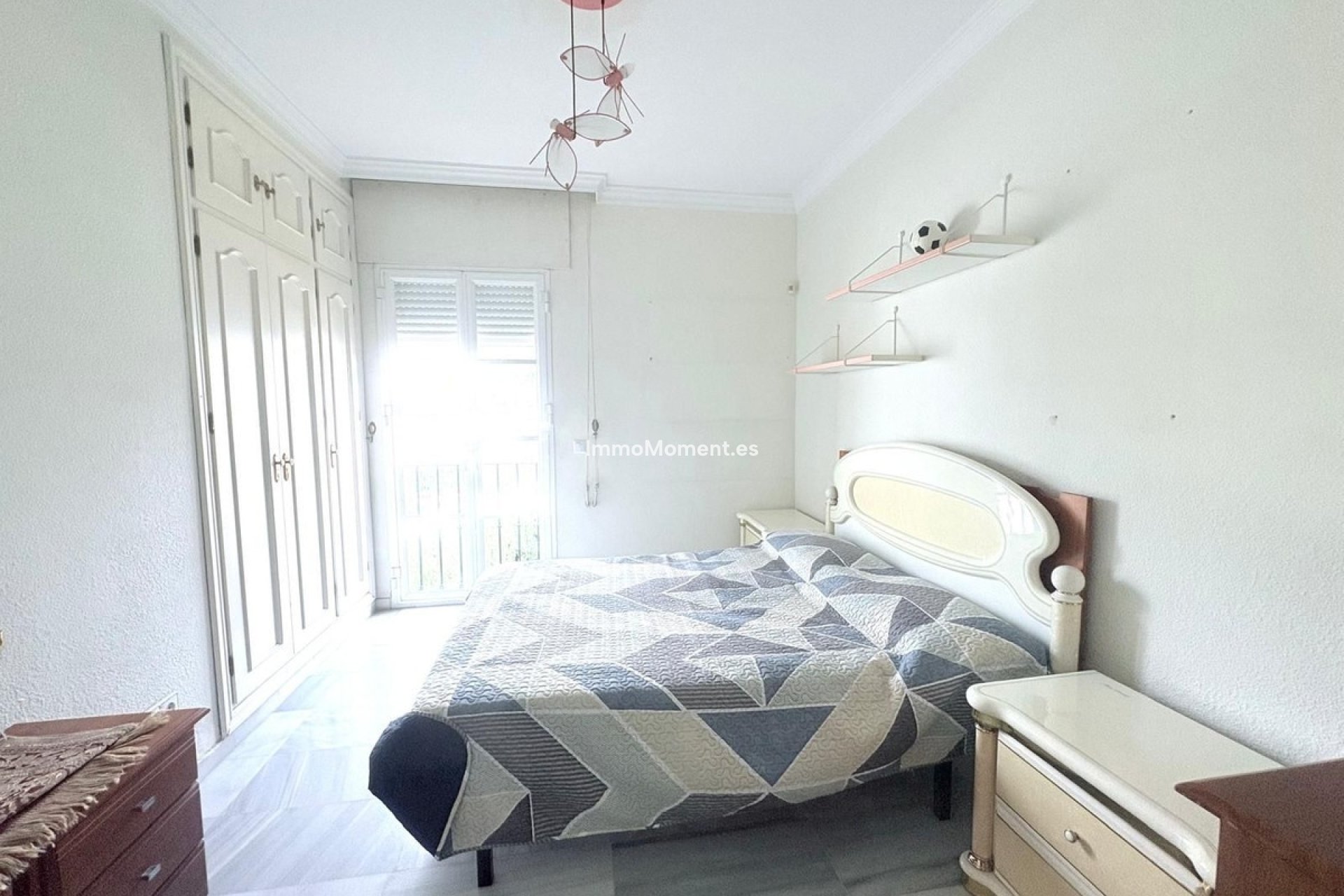 Resale - Detached villa - Estepona - Cancelada