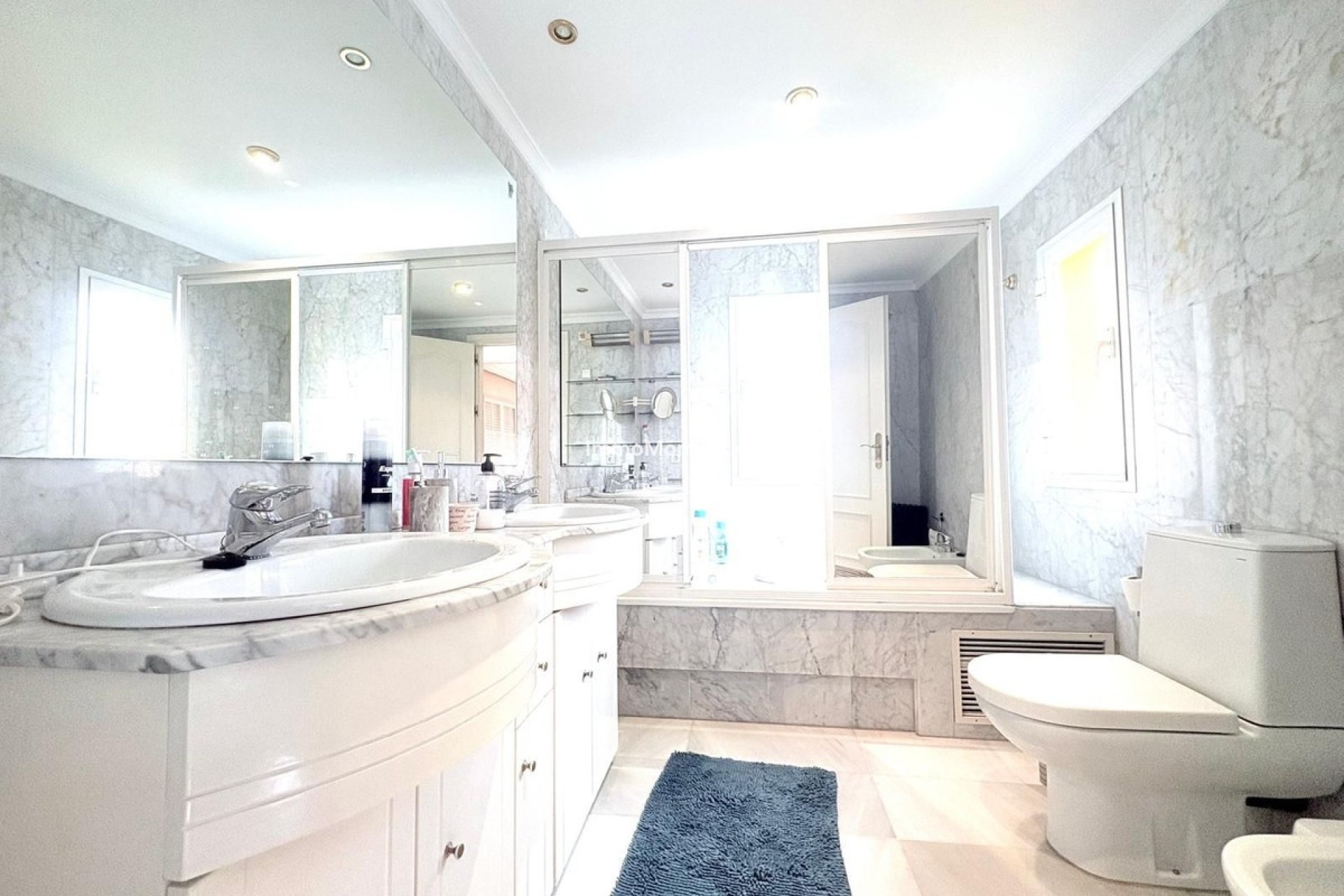 Resale - Detached villa - Estepona - Cancelada
