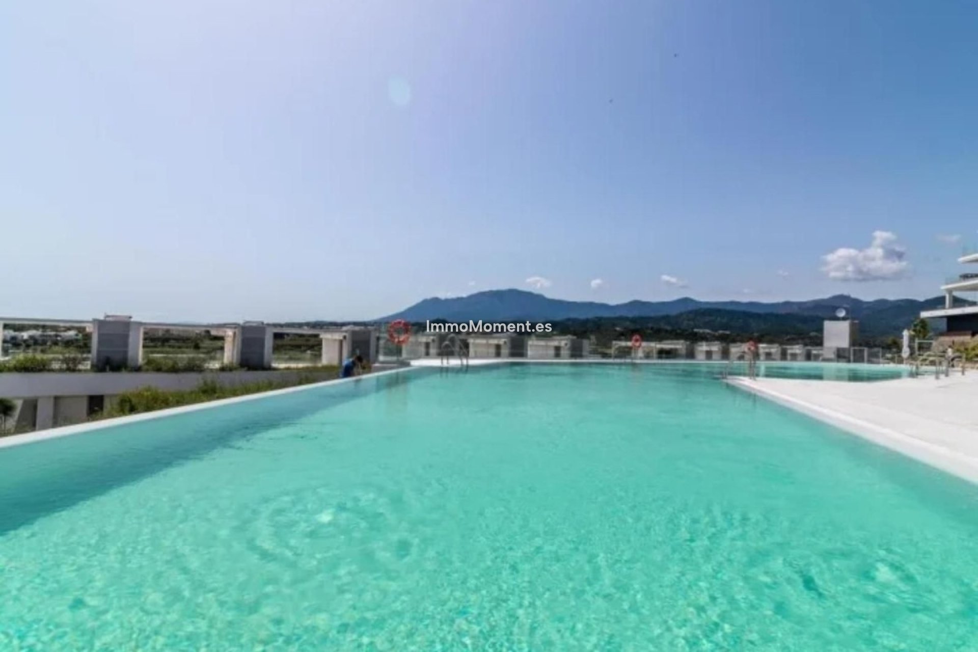 Resale - Detached villa - Estepona - Cancelada