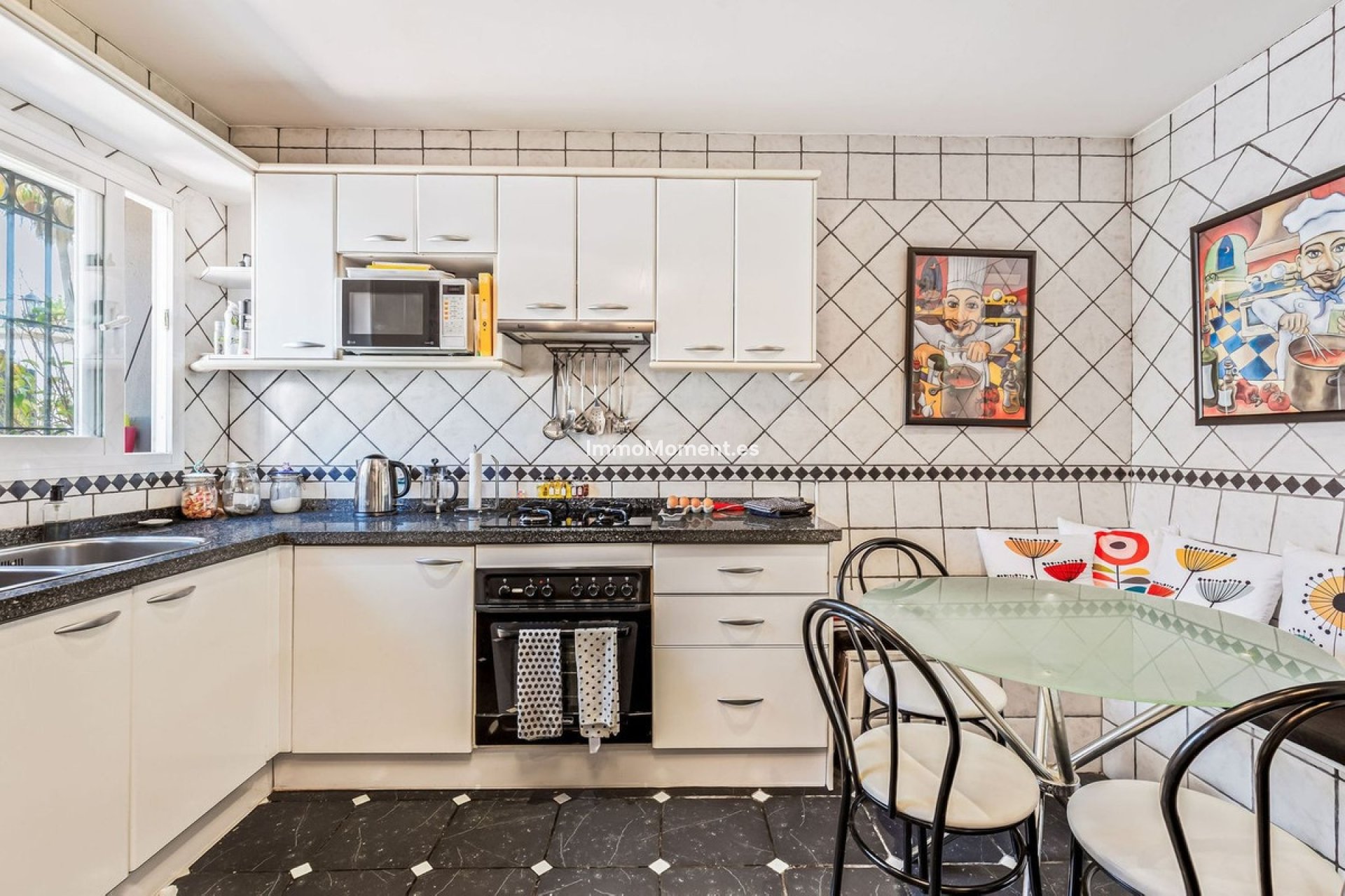 Resale - Detached villa - Estepona - Costalita
