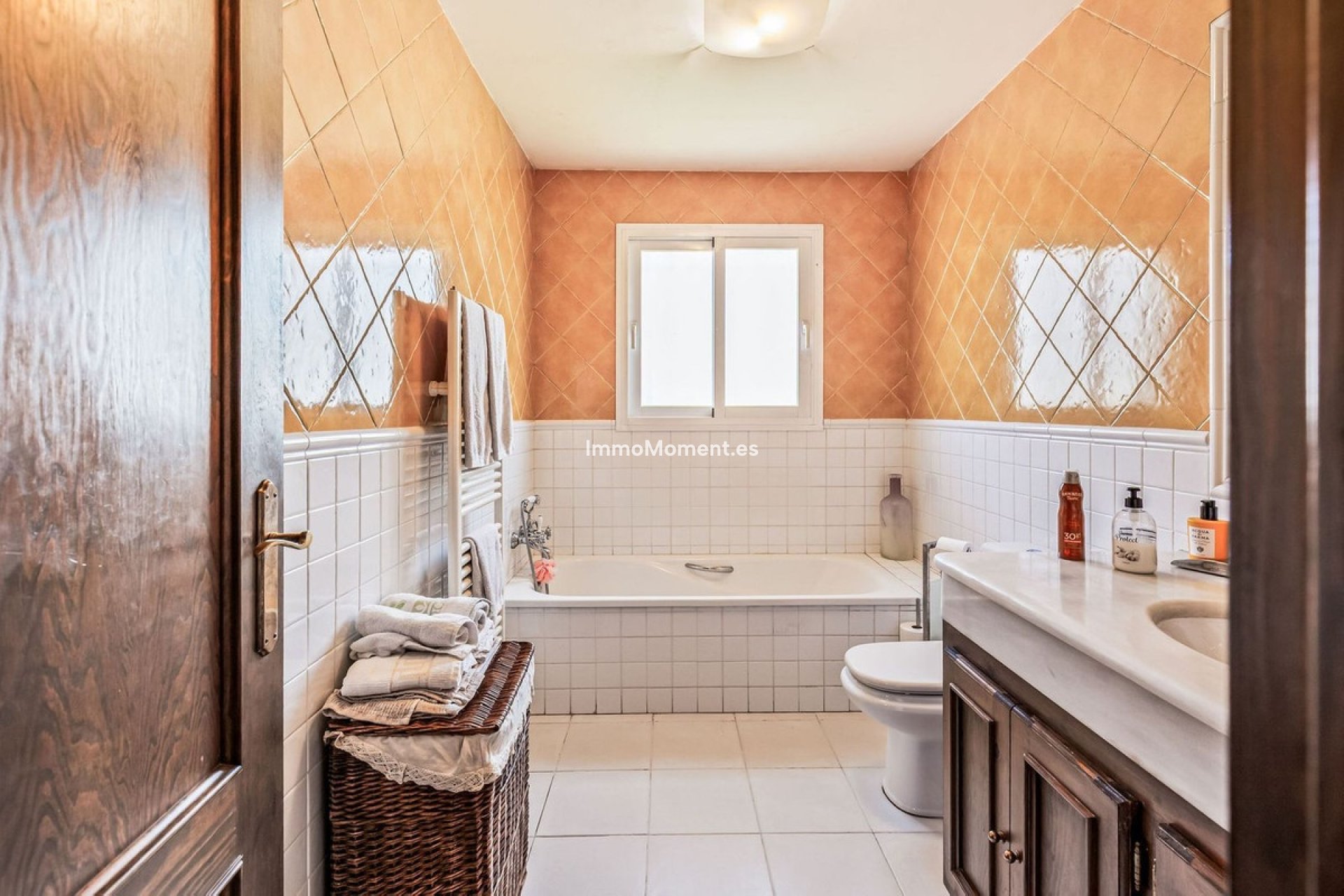 Resale - Detached villa - Estepona - Costalita