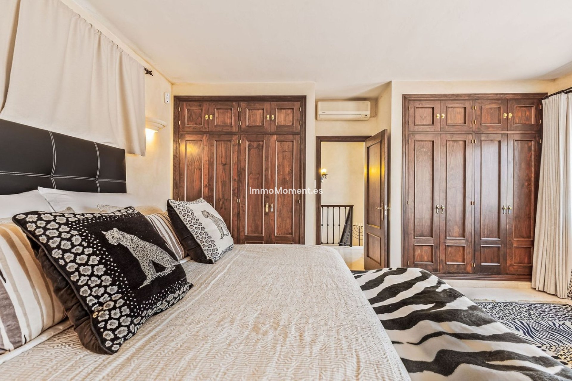 Resale - Detached villa - Estepona - Costalita