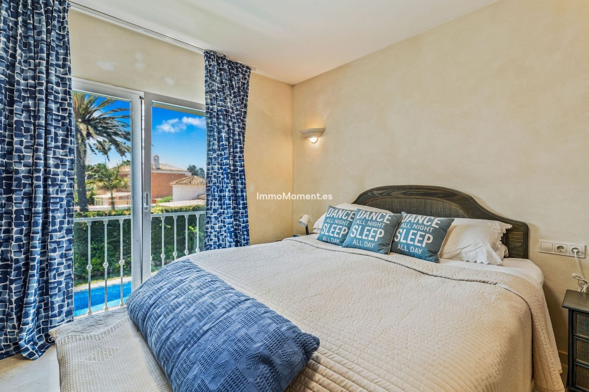 Resale - Detached villa - Estepona - Costalita