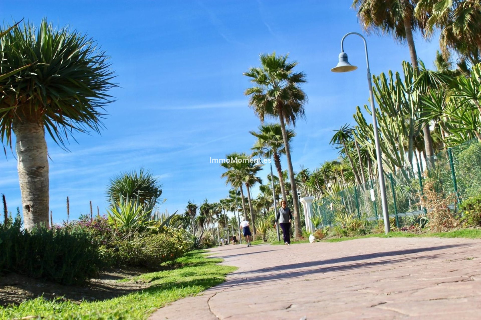 Resale - Detached villa - Estepona - Costalita