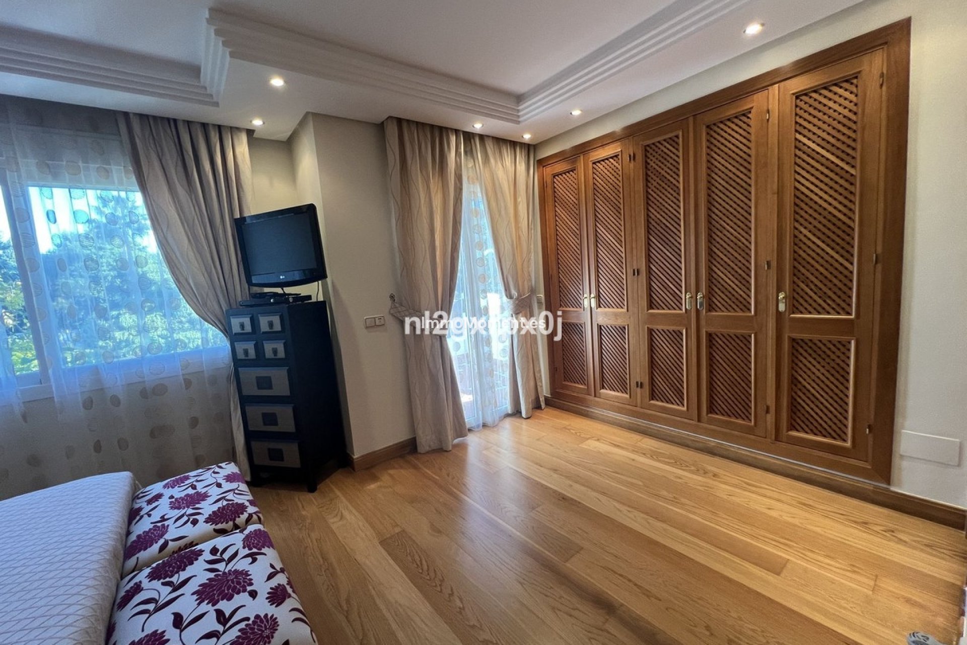 Resale - Detached villa - Estepona - Costalita