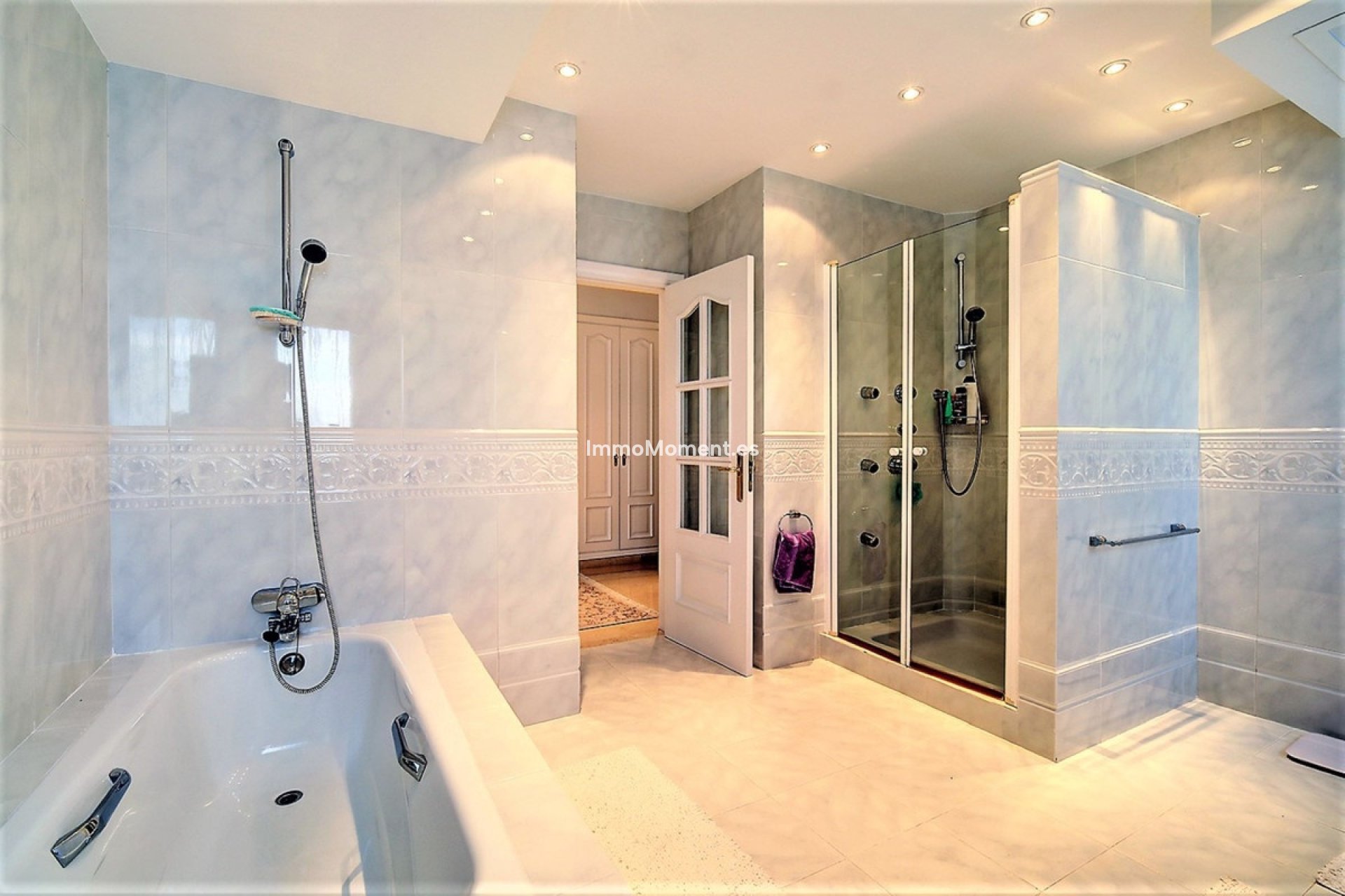 Resale - Detached villa - Estepona - Costalita