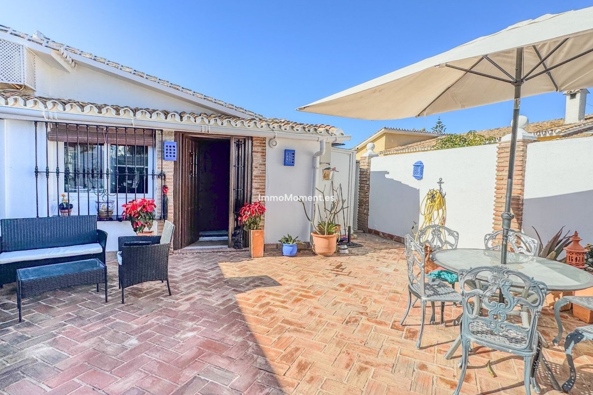 Resale - Detached villa - Estepona - Costalita