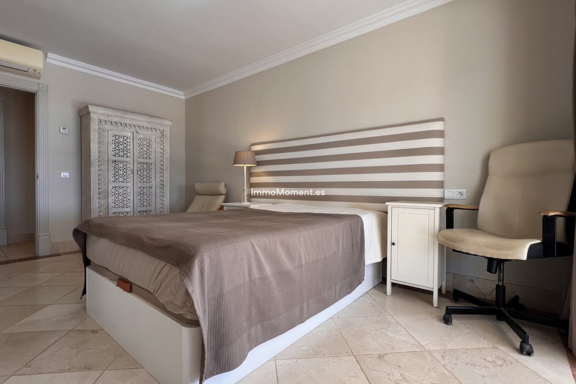 Resale - Detached villa - Estepona - El Padron