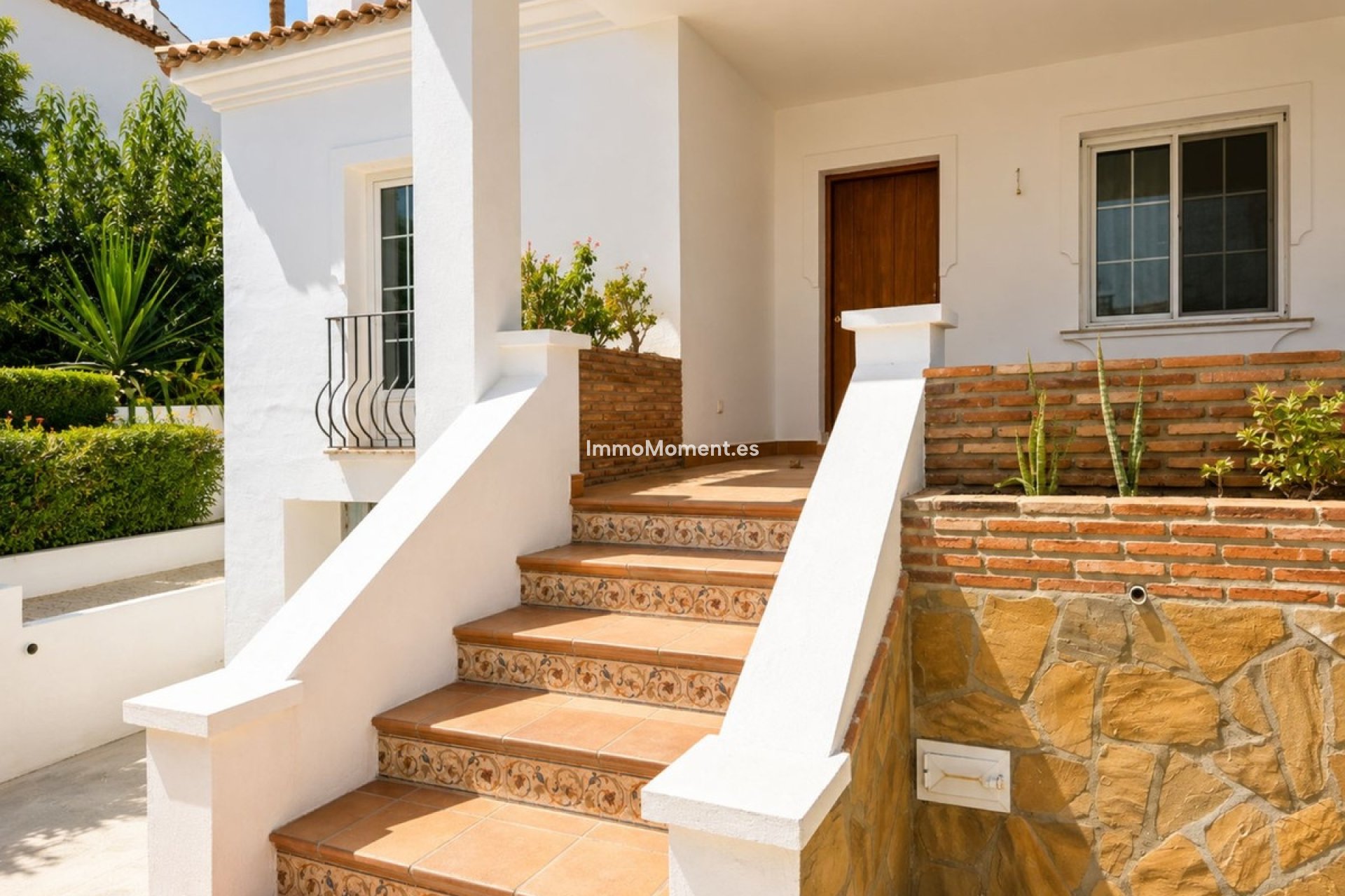 Resale - Detached villa - Estepona - Estepona Centro