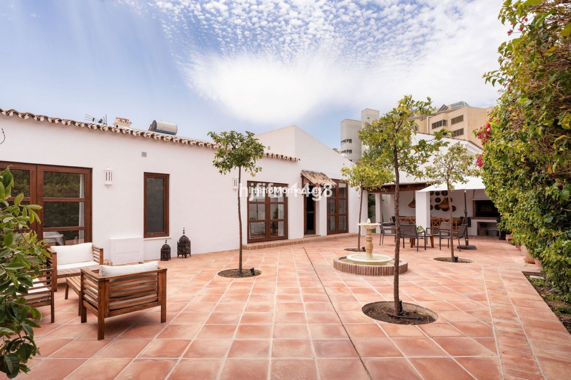 Resale - Detached villa - Estepona - Estepona Centro