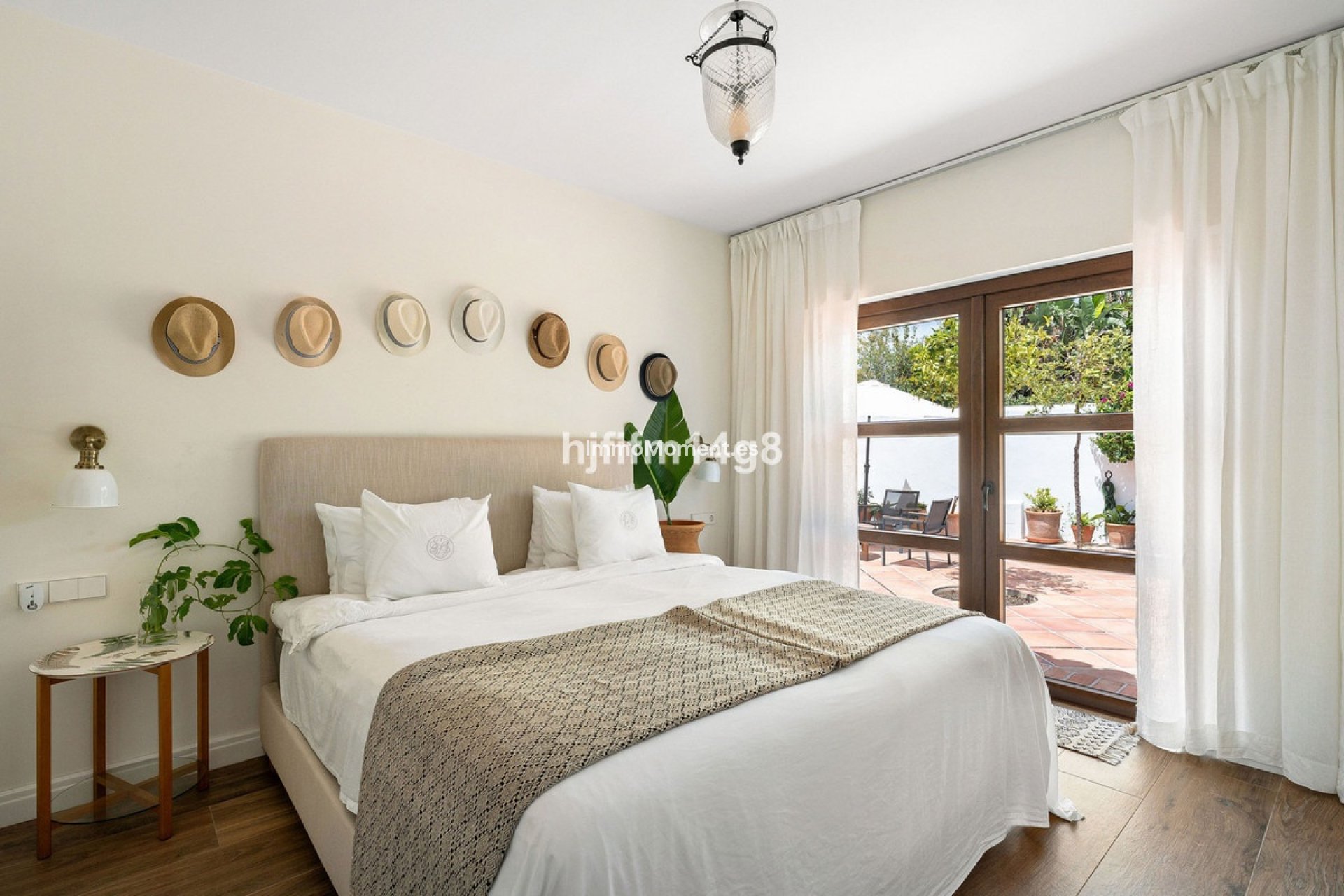 Resale - Detached villa - Estepona - Estepona Centro