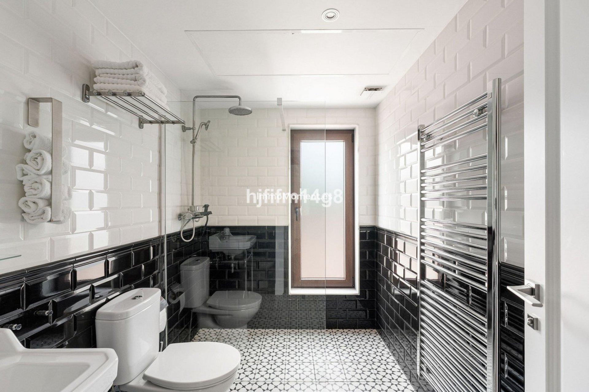 Resale - Detached villa - Estepona - Estepona Centro