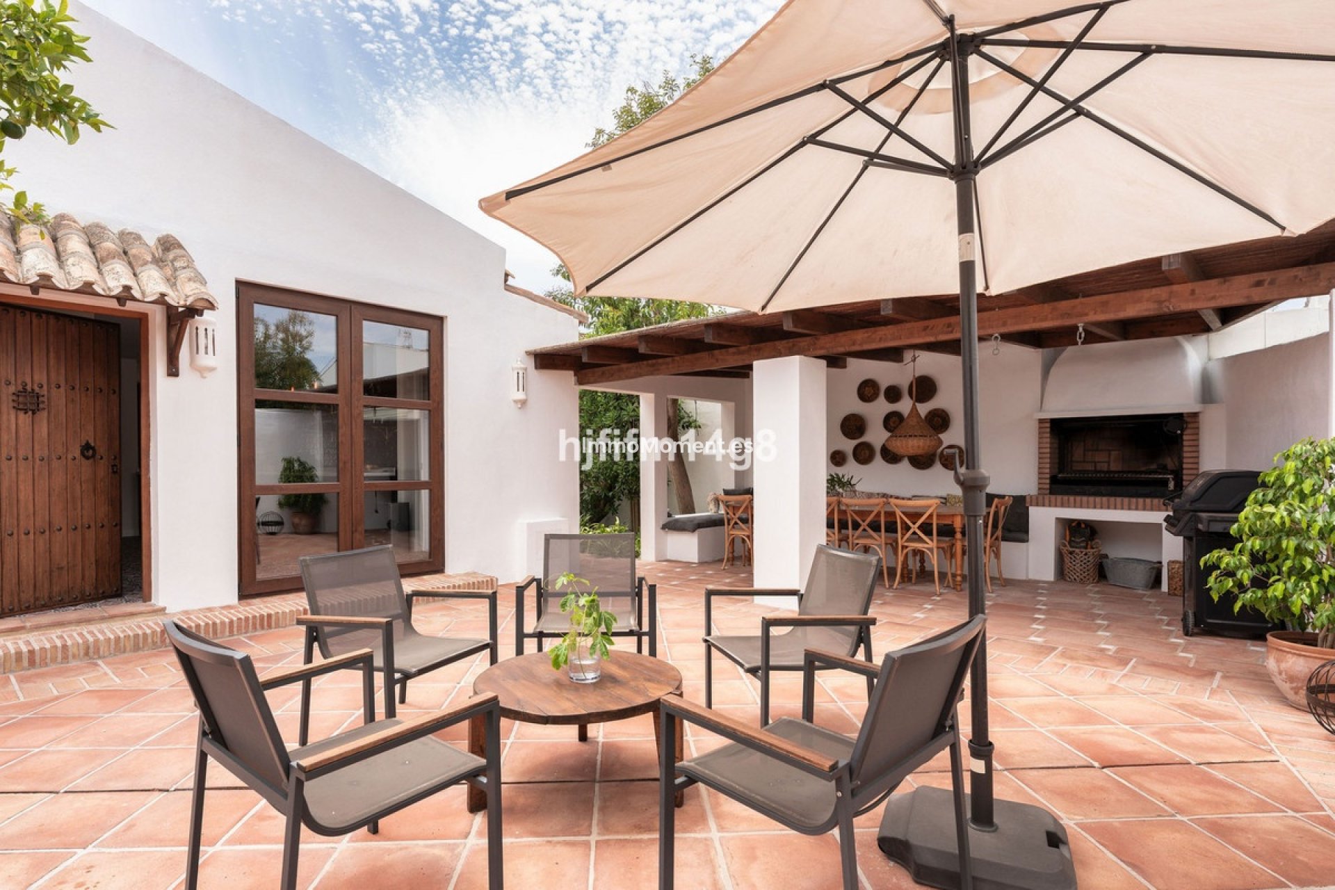 Resale - Detached villa - Estepona - Estepona Centro