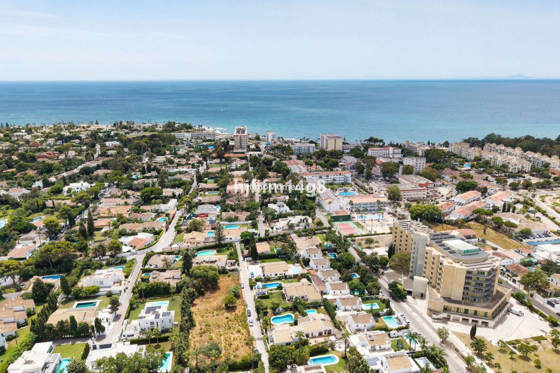 Resale - Detached villa - Estepona - Estepona Centro