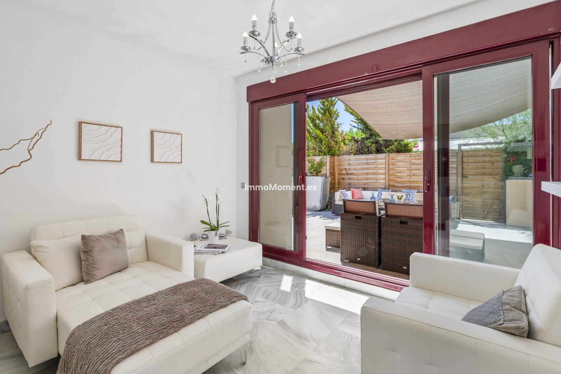 Resale - Detached villa - Estepona - Estepona Centro